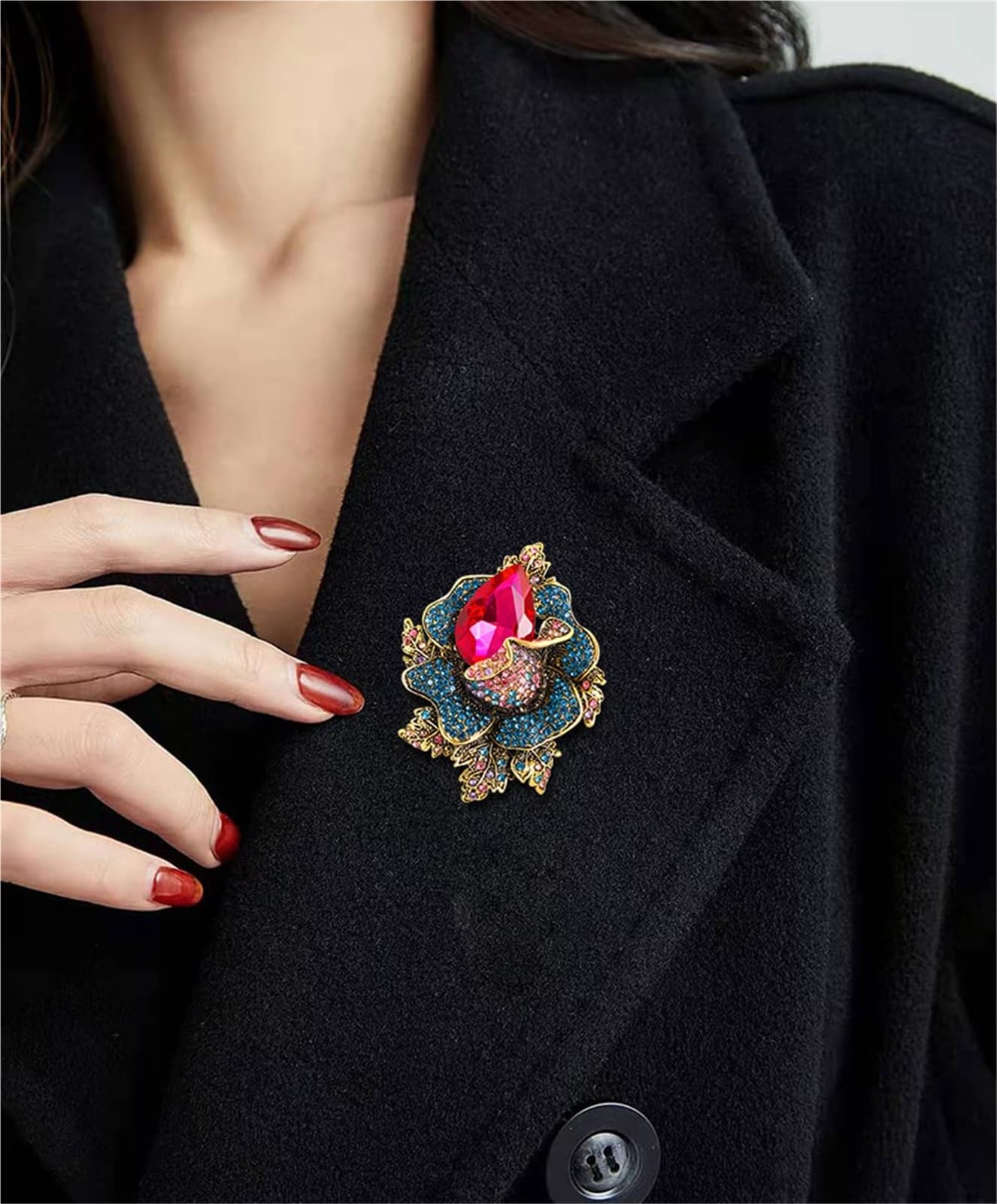 Broche de cristal hecho a mano de lujo para mujer, decoración de aleación de alta gama para abrigos, trajes y bufandas