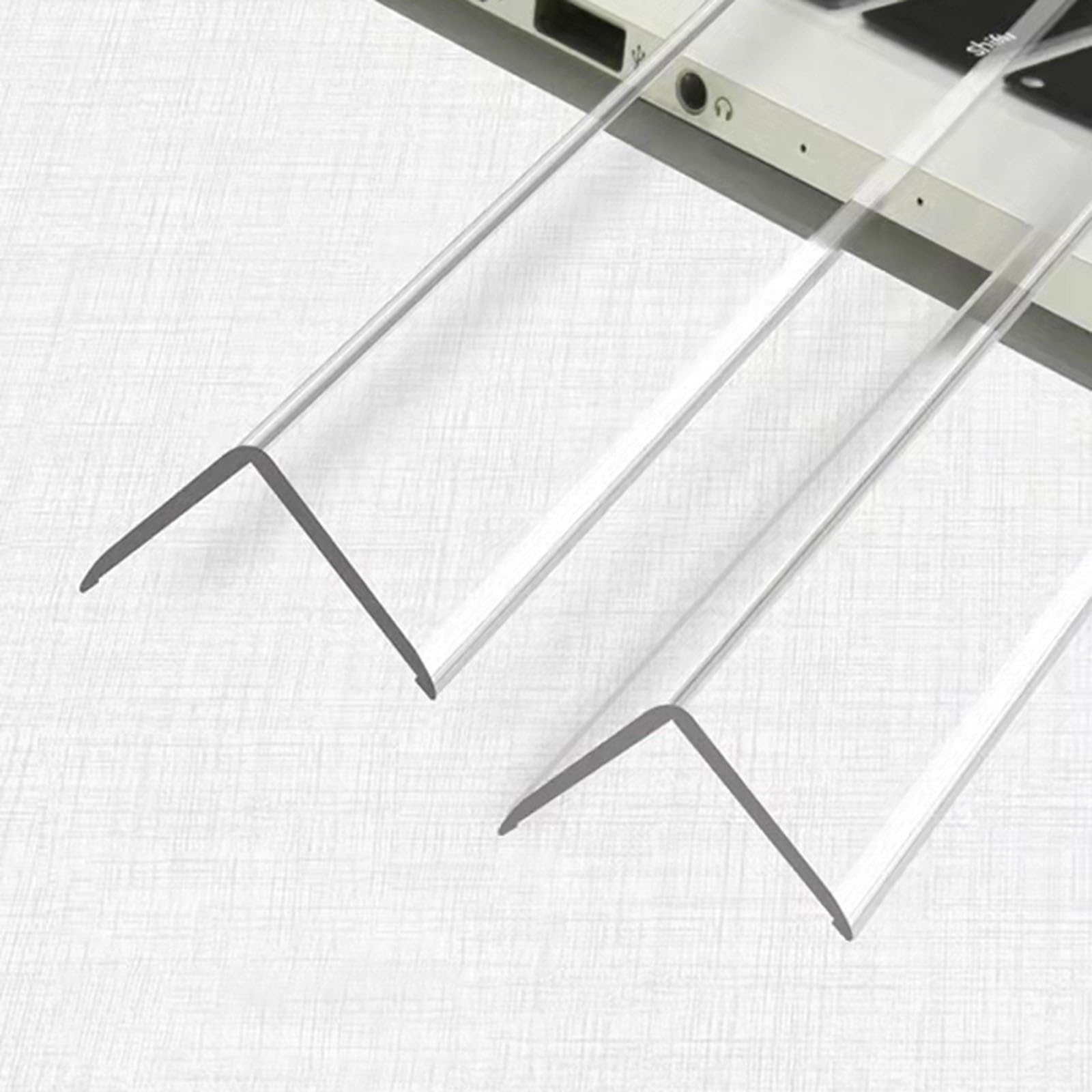 Lot de 20 protections d'angle transparentes en forme de L pour bords de meubles, pare-chocs autocollants pour la maison et le bureau, 2,4 m