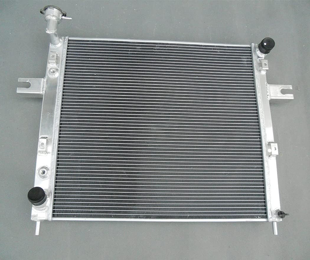 Aluminum Radiator For Jeep Grand Cherokee 4.0L L6 1999-2004 2003 2002 2001 2000 AT/MT Silver