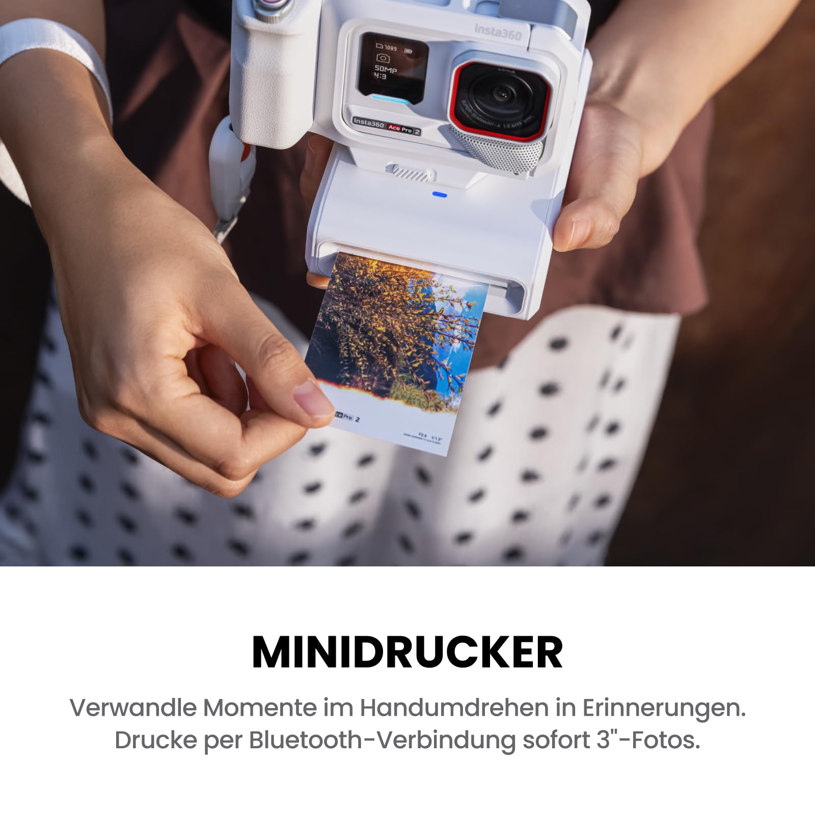 Insta360 Ace Pro 2 Polarweiß Limited Edition Sofortdruck-Bundle – wasserdichte 8K Action-Cam, mit Leica entwickelt, 1/1,3"-Sensor, führend bei wenig Licht, Xplorer Pro-Grip-Kit für Straßenfotografie