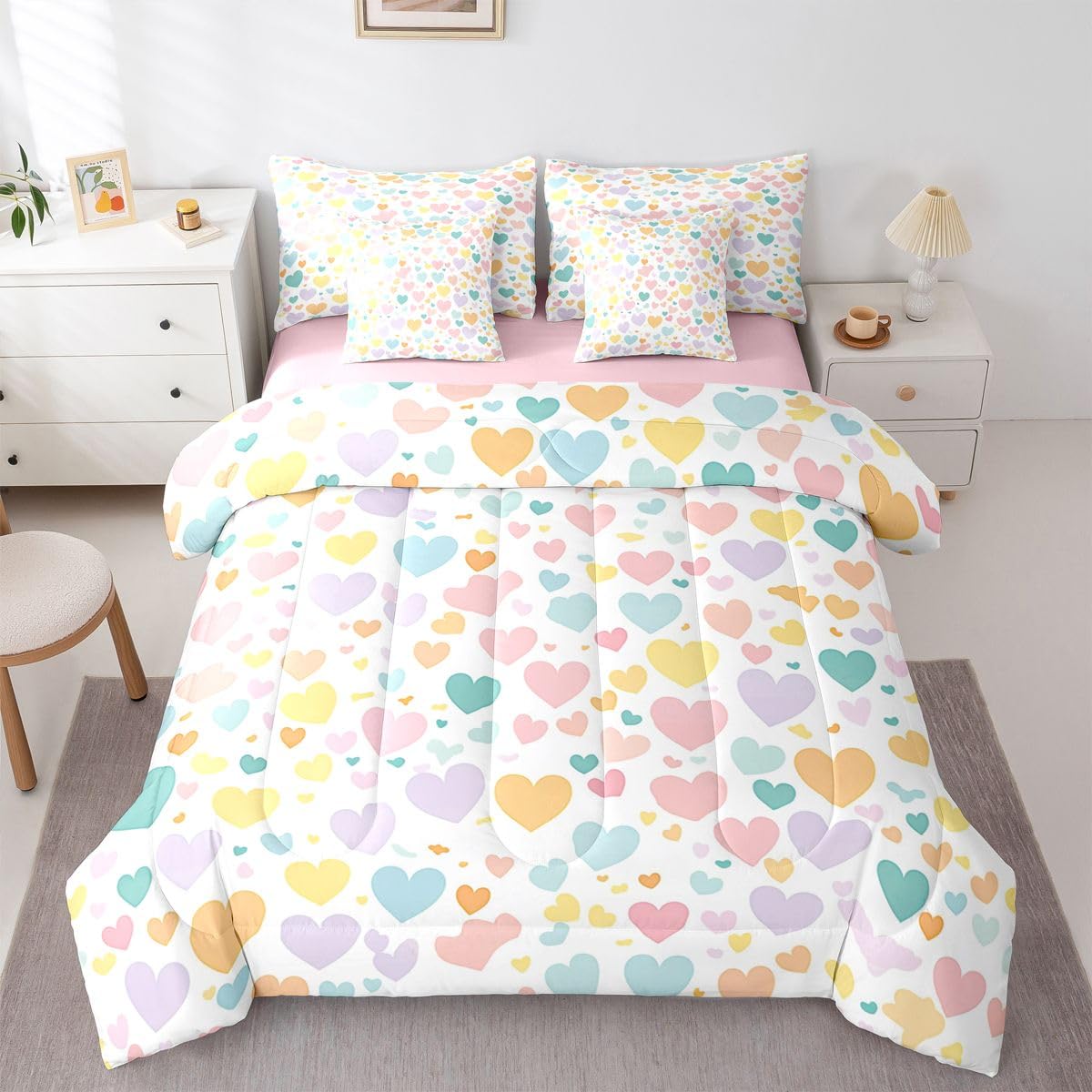 Erosebridal Girls Heart Pattern 7 Piece Bed in A Bag King Rainbow Heart Comforter Set Kawaii Valentine Theme Bedding Sets for Kids Girls Cartoon Geometric Sheet Set with Comforter