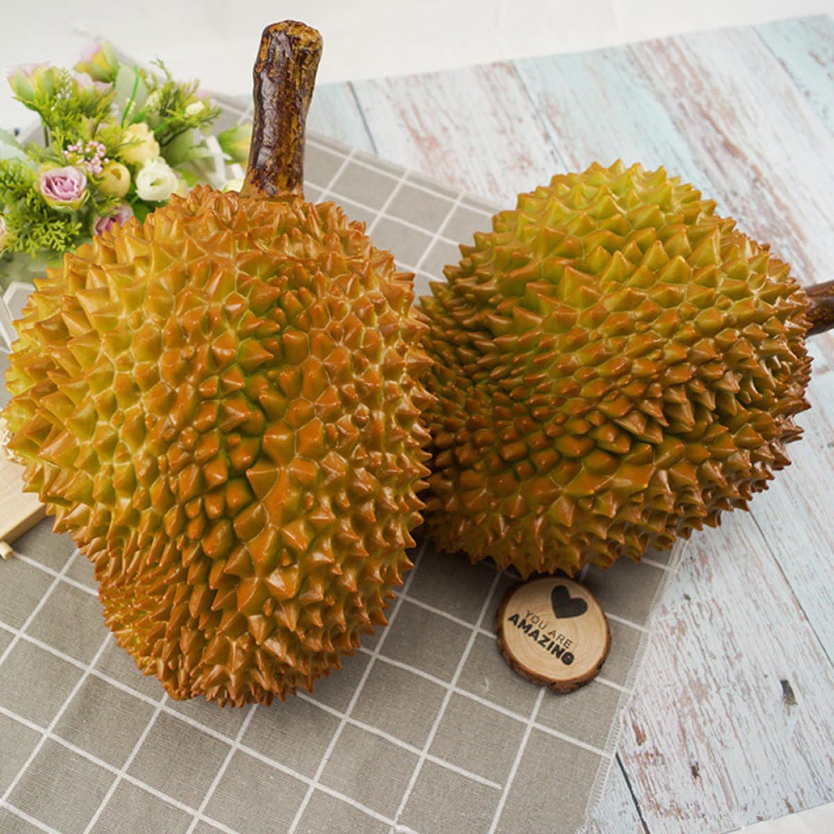 Artificial Durian Showcase Prop Medium Size Plastic Simulation Durian Craft Decorative Fruit Model Home Décor Accent for Living Room and Office Display