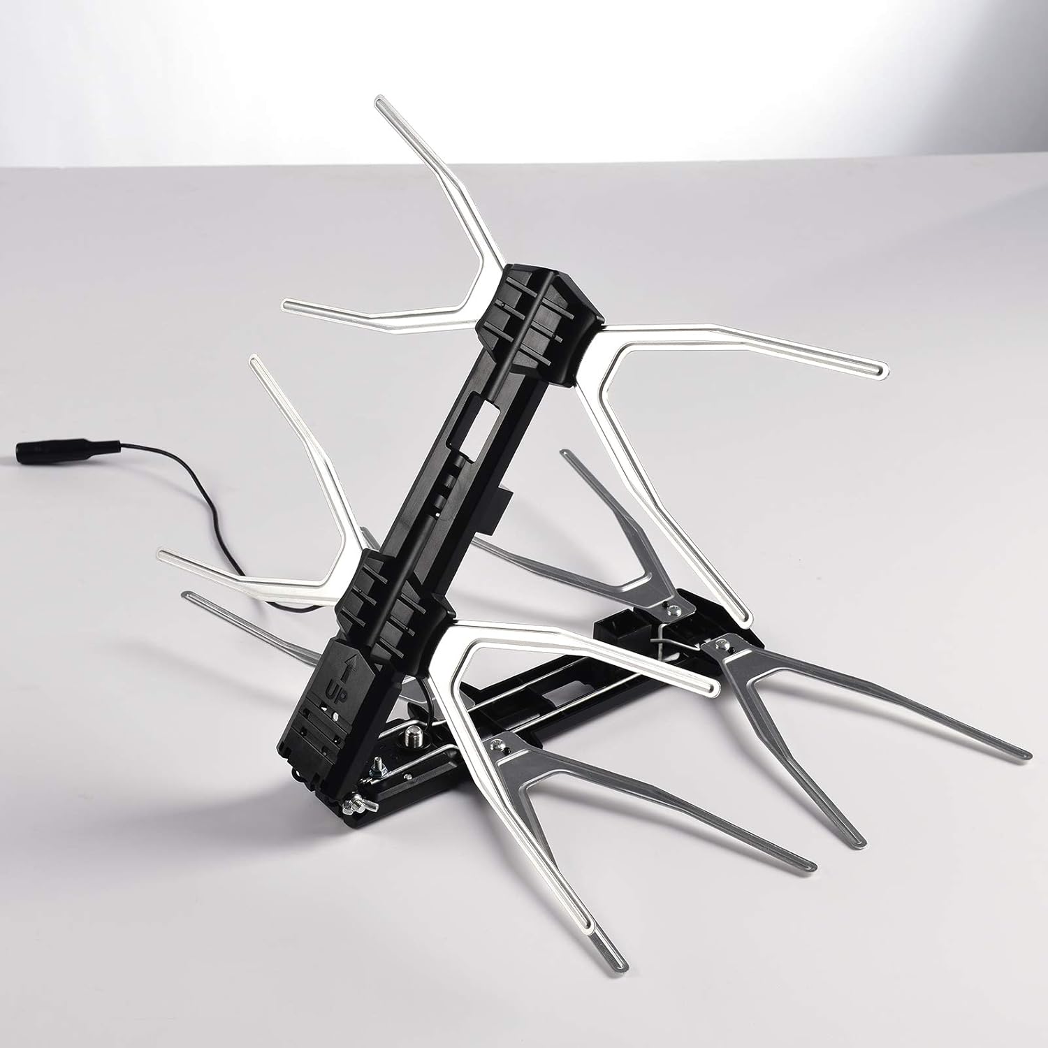 pingbingding Digital Outdoor TV Antenna with High Gain and Low Noise