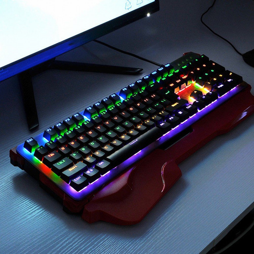 Clavier mécanique Internet cafés pour équiper une salle de jeu gamer