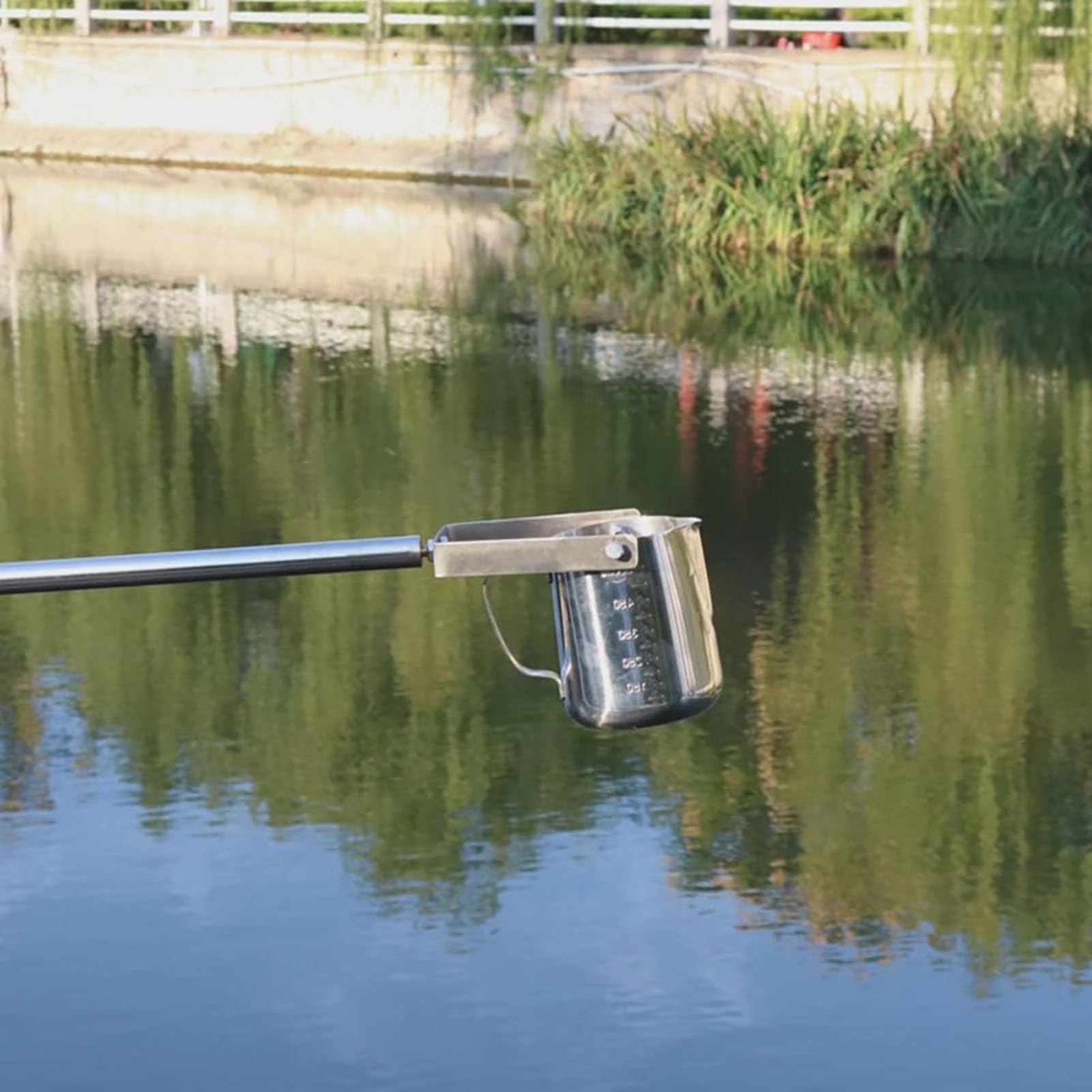 Genérico Cucharón telescópico para muestreo de Agua - Vaso de precipitados de Acero Inoxidable 304, 500 ml/1000 ml, pértiga de muestreo Ajustable de 0,86 m a 2 m para monitoreo Ambiental y análisis d