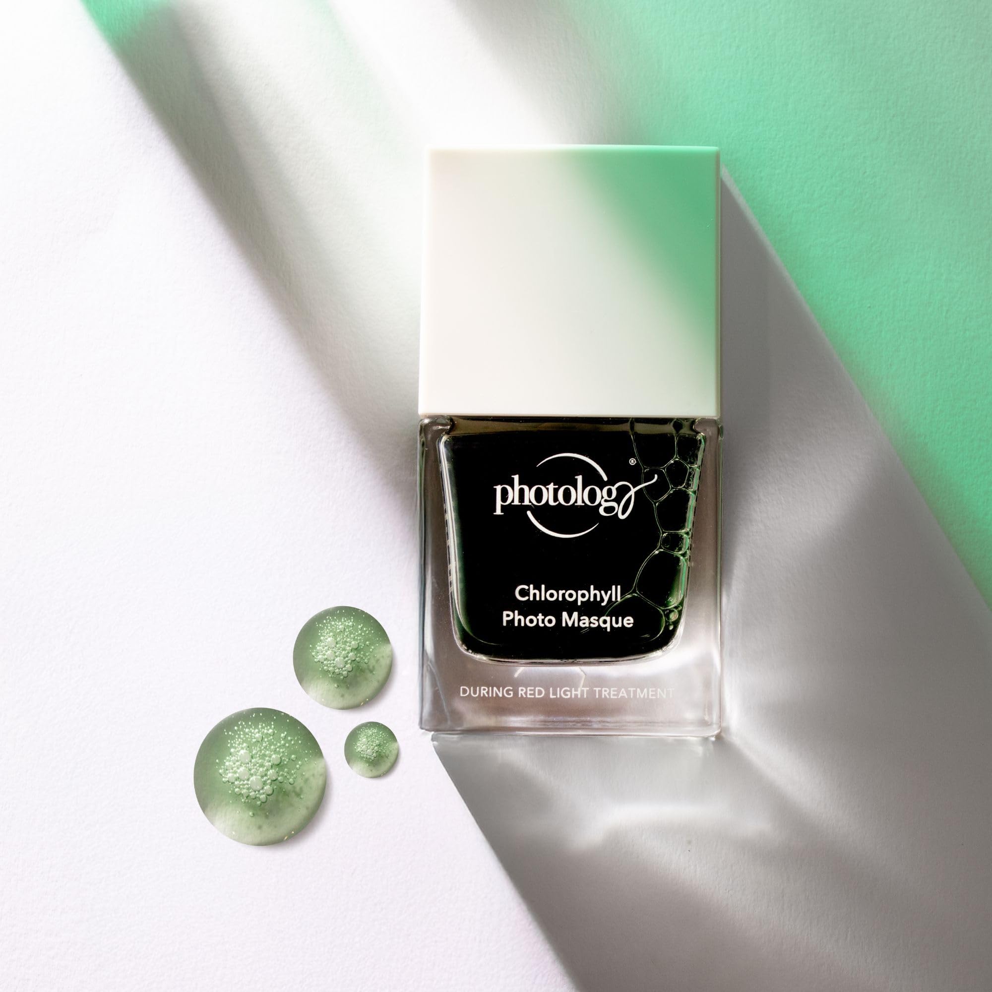 Masque photo à la chlorophylle, masque visage pour luminothérapie rouge, réduit les ridules et rafraîchit tous les types de peau grâce à la centella asiatica – 30 ml