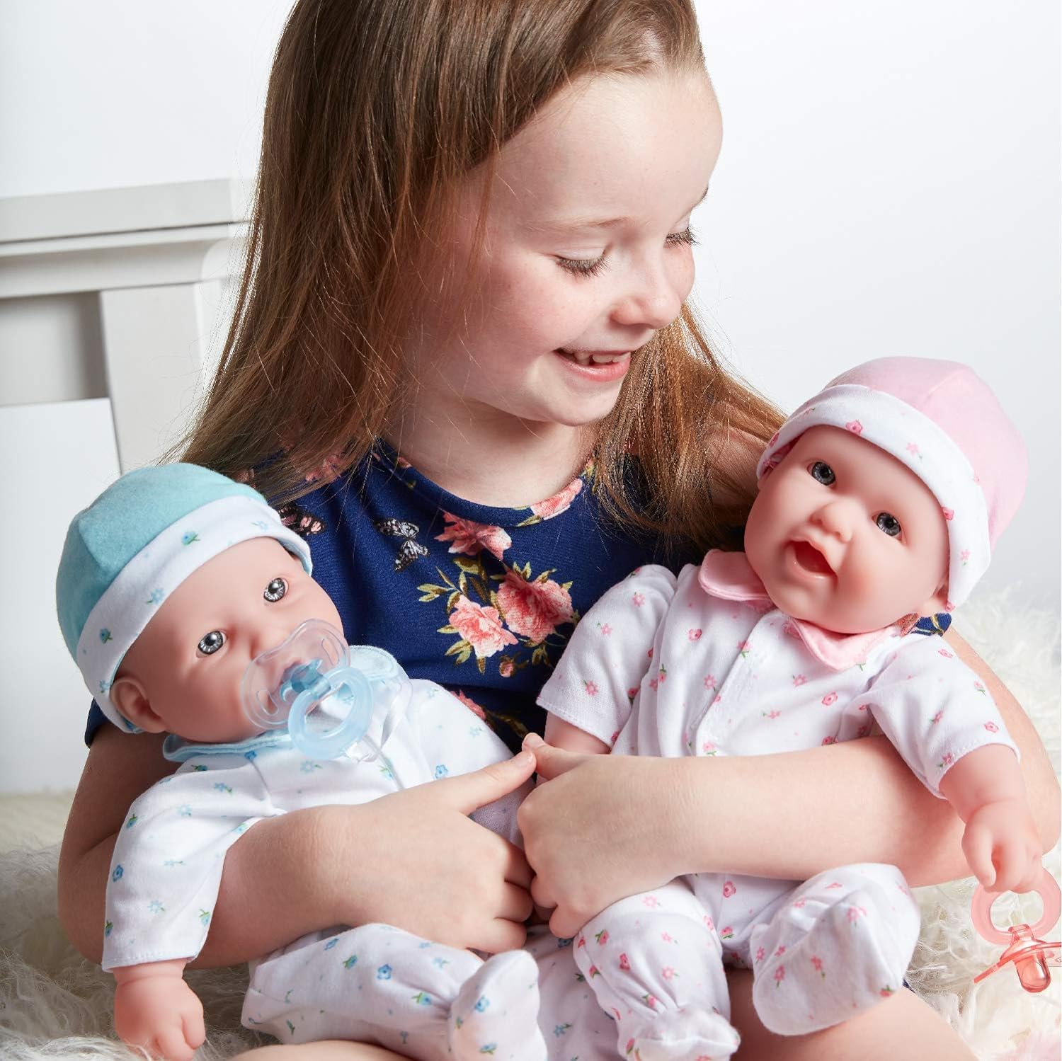 JC Toys Bambola La Baby 40 cm con corpo morbido e lavabile, biberon magico e lecca-lecca, blu, progettata in Spagna, +12 mesi
