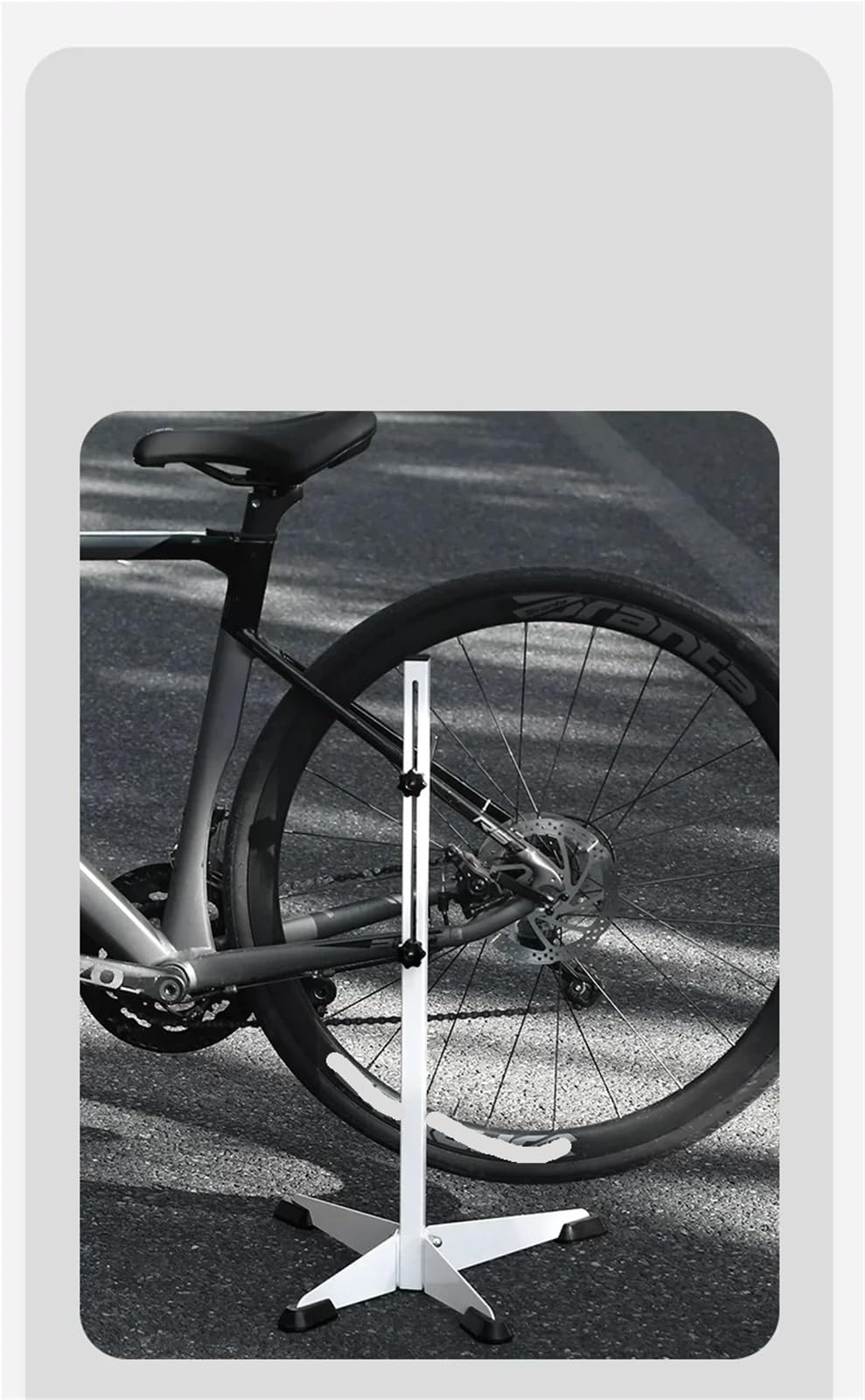 Portabiciclette Rastrelliera da parcheggio verticale triangolare | Espositore for rack di manutenzione for ceppo d'albero pieghevole for bici da strada telescopica for mountain bike