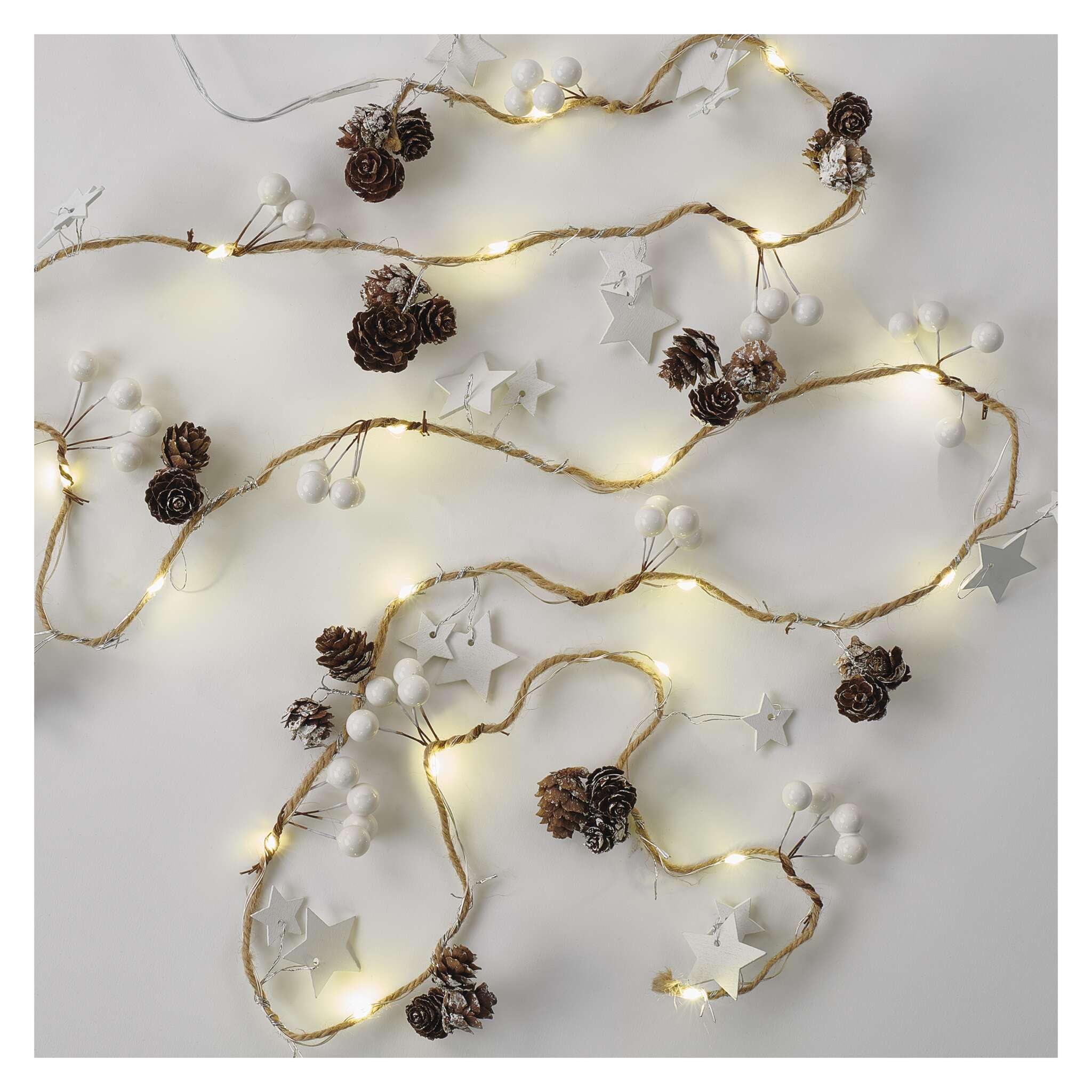 EMOS Christmas Garland with 20 LEDs and Pine Cones, Decorative Light Garland 170 cm, 6/18 h Timer Function, Battery Operated (2 x AA), Light Duration 10,000 Hours, IP20 for Indoor use