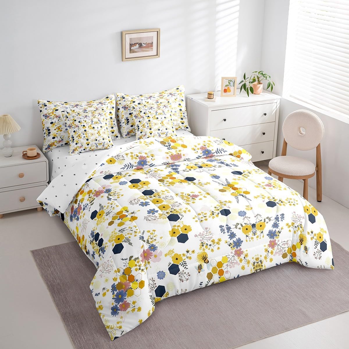 Feelyou Daisy Floral Comforter Set Twin Size 7 Pieces Bees Comforter Set Twin Size 7 Pieces, Sunflower Honeycomb Bed in a Bag Girls Boys Bed Set with Comforter, Sheet Set, Pillowcases, Pillow Covers