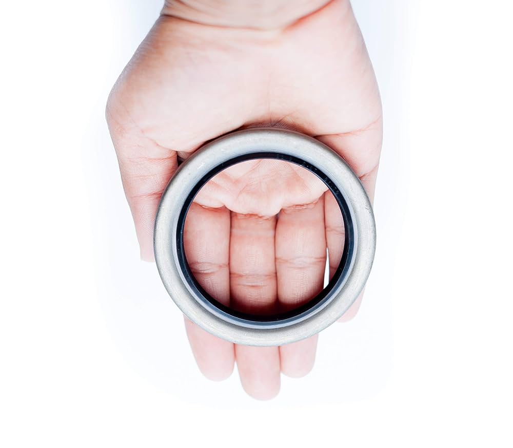 EAI Wheel Oil Seal Compatable for Isuzu & Honda OEM# 8-94407