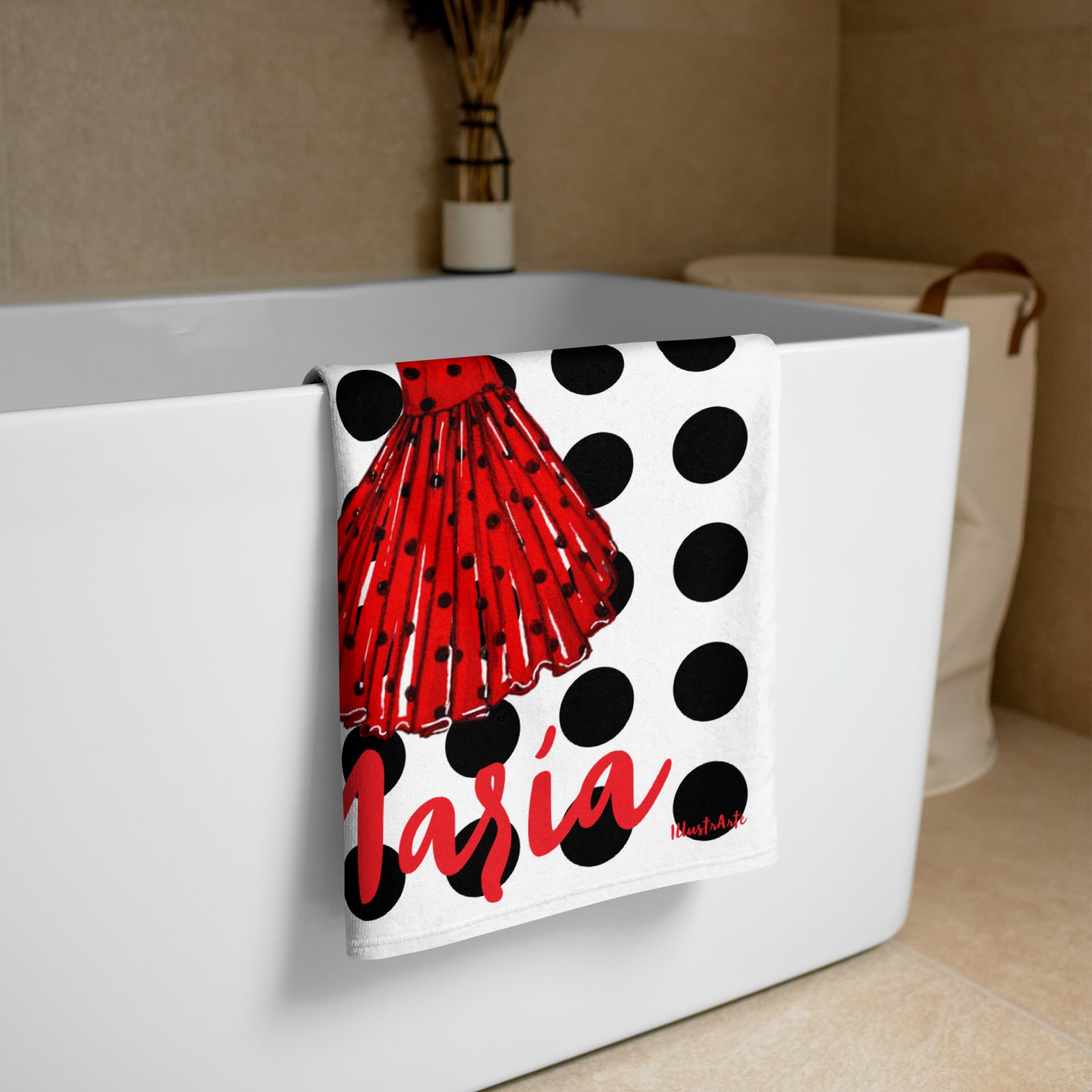 Serviette Personnalisée Flamenco 152x76 cm – María Rouge | Serviette personnalisée flamenco avec prénom, grand format doux pour plage, piscine, danse ou cadeau.