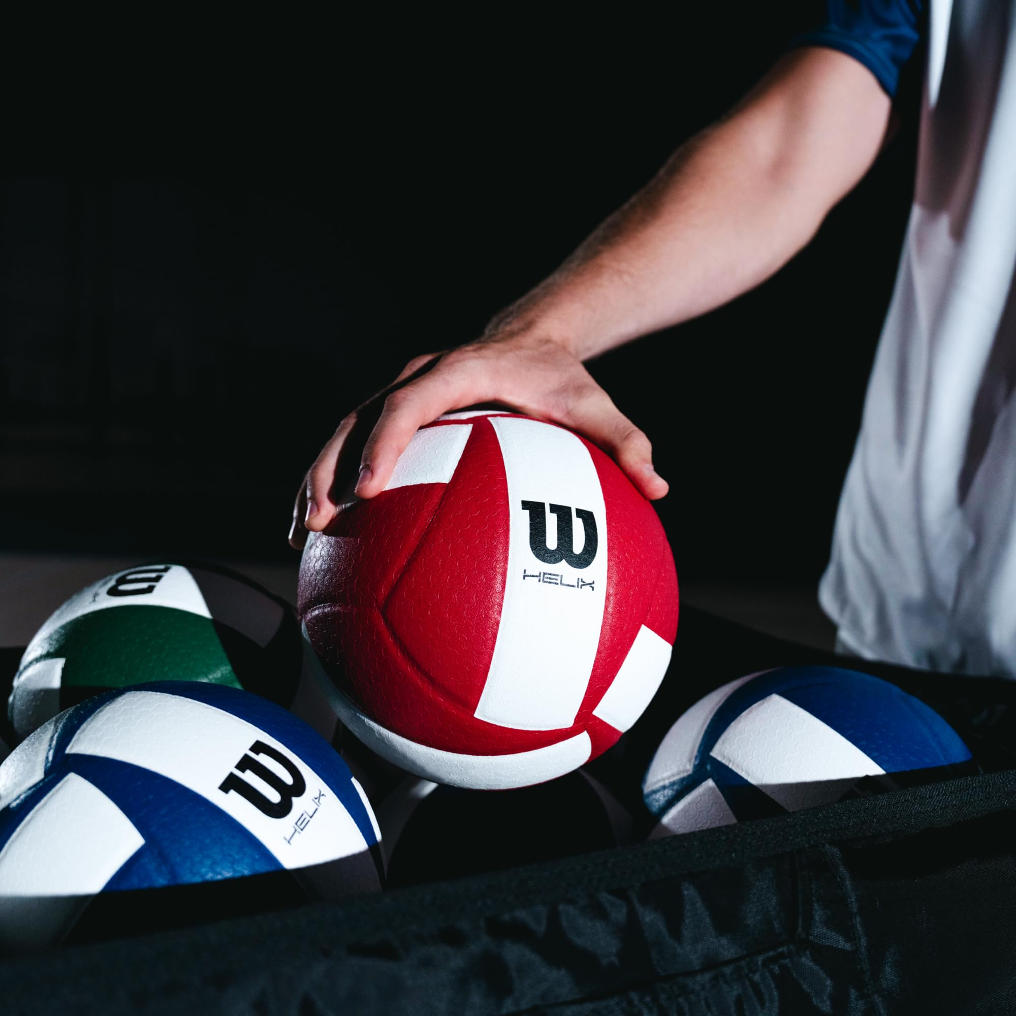 Wilson Pallone da Pallavolo Helix Game, Progettato Per Alte Prestazioni,Presa Avanzata e Controllo Ottimizzato, Realizzato In Microfibra di Alta Qualità, Colore: Verde/Bianco, Dimensioni Ufficiali