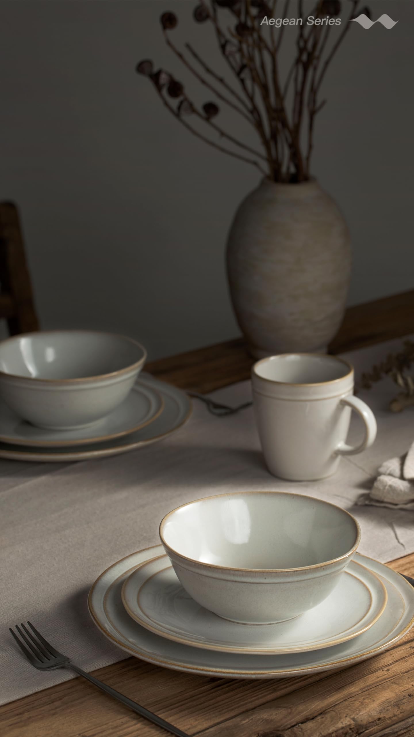 Famiware Service de table 12 pièces pour 4 assiettes et bols en grès égéen, passe au micro-ondes et au lave-vaisselle, vernis réactif, résistant aux rayures, cappuccino blanc