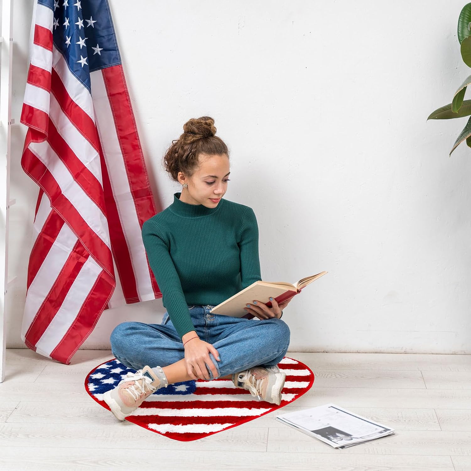 Whaline Independence Day Bath Rug 4th of July Patriotic Heart Shape Stars Stripes Bath Mat Non Slip Shower Rugs Front Door Mat Carpet Floor Rug for Home Kitchen Entrance Bedroom Bathroom Decor