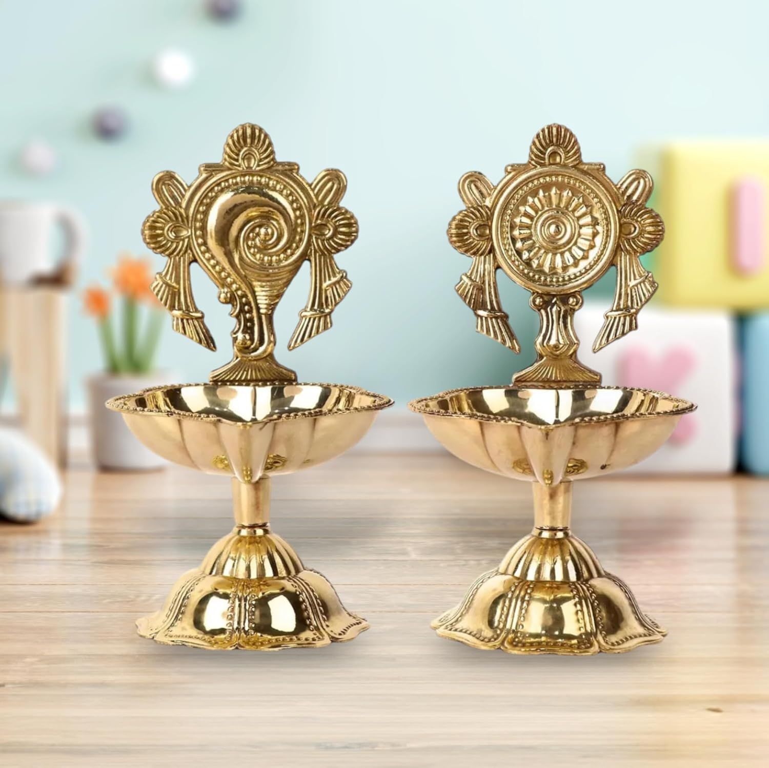 Brass Shanku Chakra Deepalu Shanku Chakra kuber Diya for Pooja Room / Brass Diyas for Pooja / vilakku for puja Room & Office Decor, Living Room, Diwali Festival Gift Item (Small) (Medium)-image-41