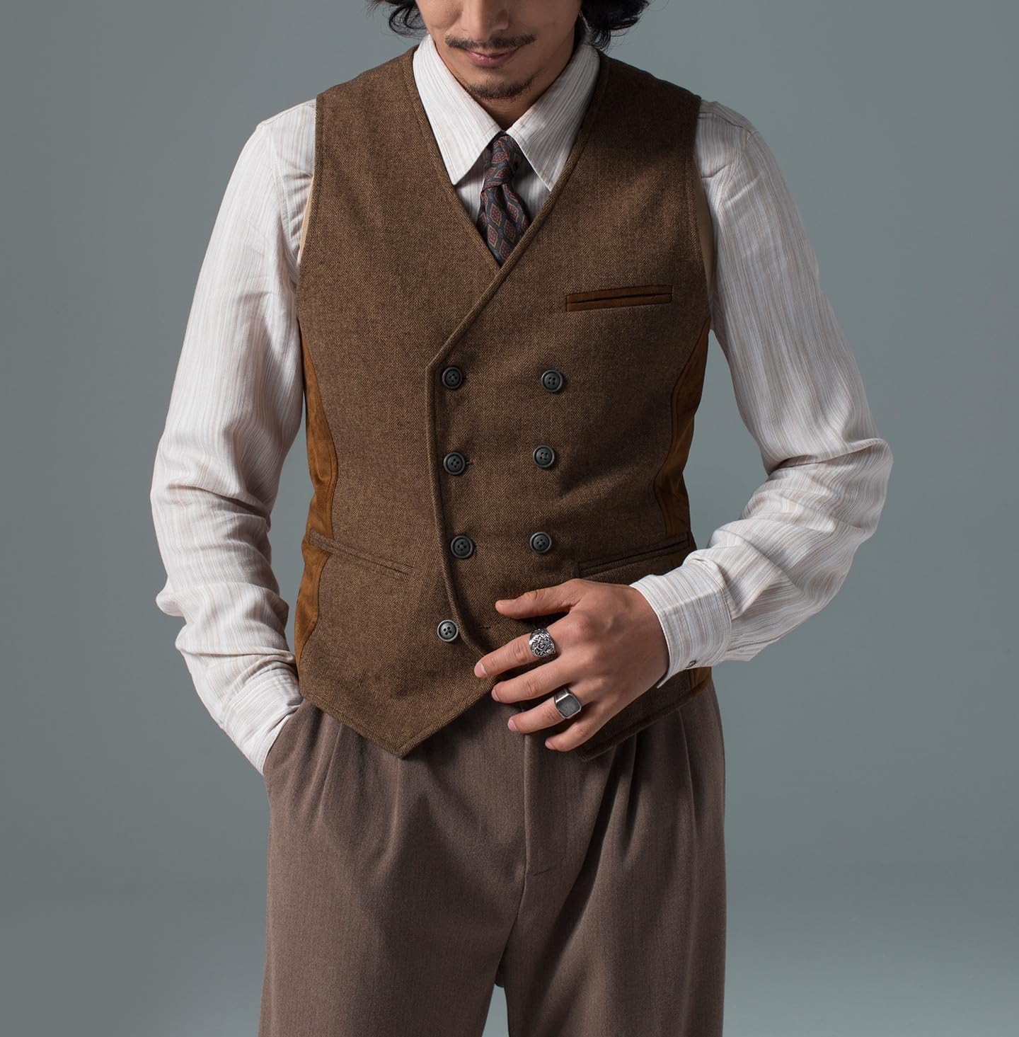 Men's Suit Vest Tweed Herringbone Patches Suede Waistcoat Western Sleeveless Jacket with Pockets Formal Casual