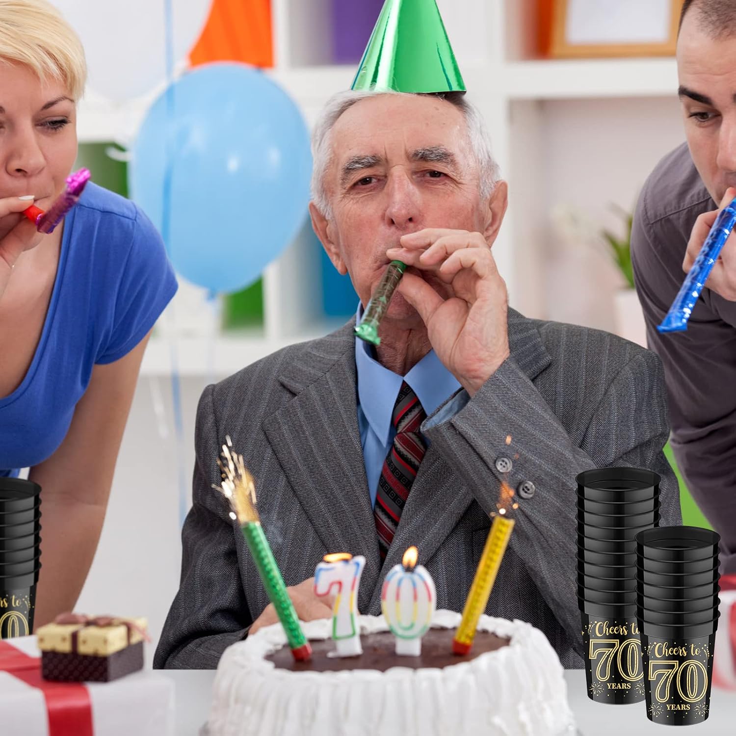 Cunhill 40 Pack 70th Birthday Cups Cheers to 70 Years Gold Black 8oz