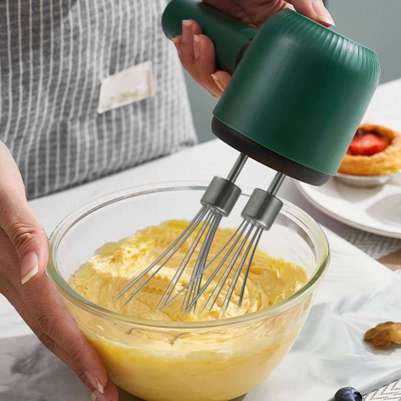 Cordless Electric Hand Mixer, USB Rechargeable Handheld Stainless Steel Portable Egg Beater for Baking Pancake, Whip Cream, Knead Dough