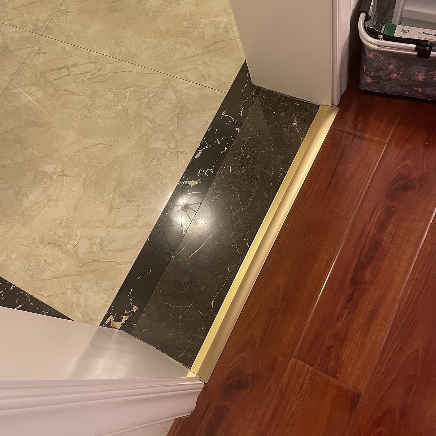 Aluminum Floor Transition Strip, Door/Carpet Threshold Reducer Wood to Tile, Doorway Edge Trim for Living Room Bedroom Kitchen (Gold Length 70cm)