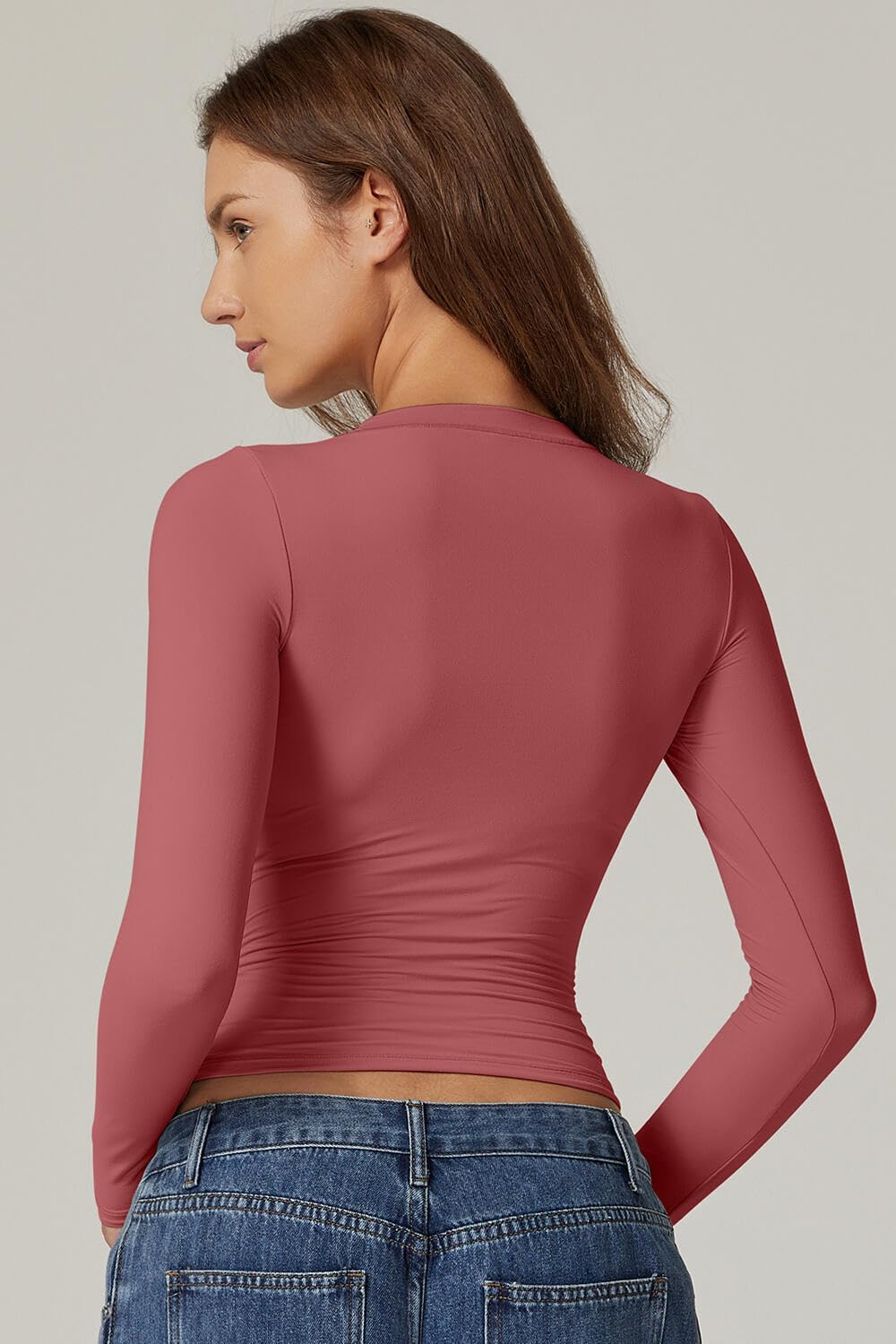 QINSEN Womens Crewneck Long Sleeve Shirt Double Lined Basic Tees Side Ruched Going Out Crop Tops - Image 2