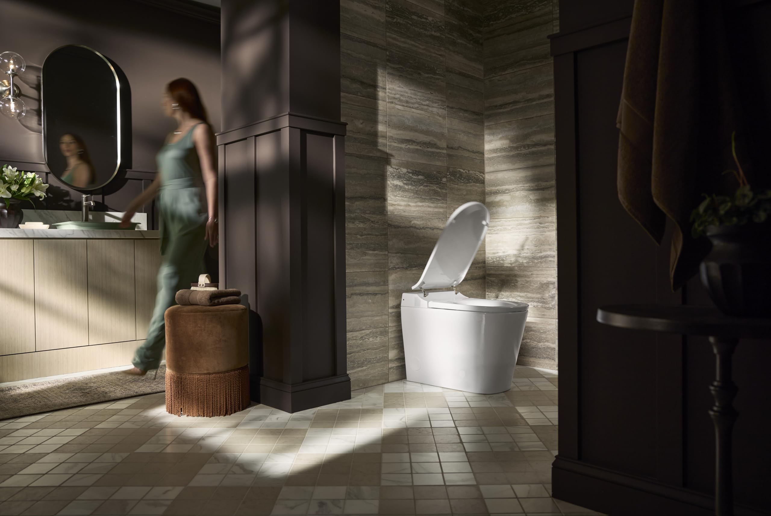 Kohler Doble capa de una pieza extendida inodoro delgado salpicaduras