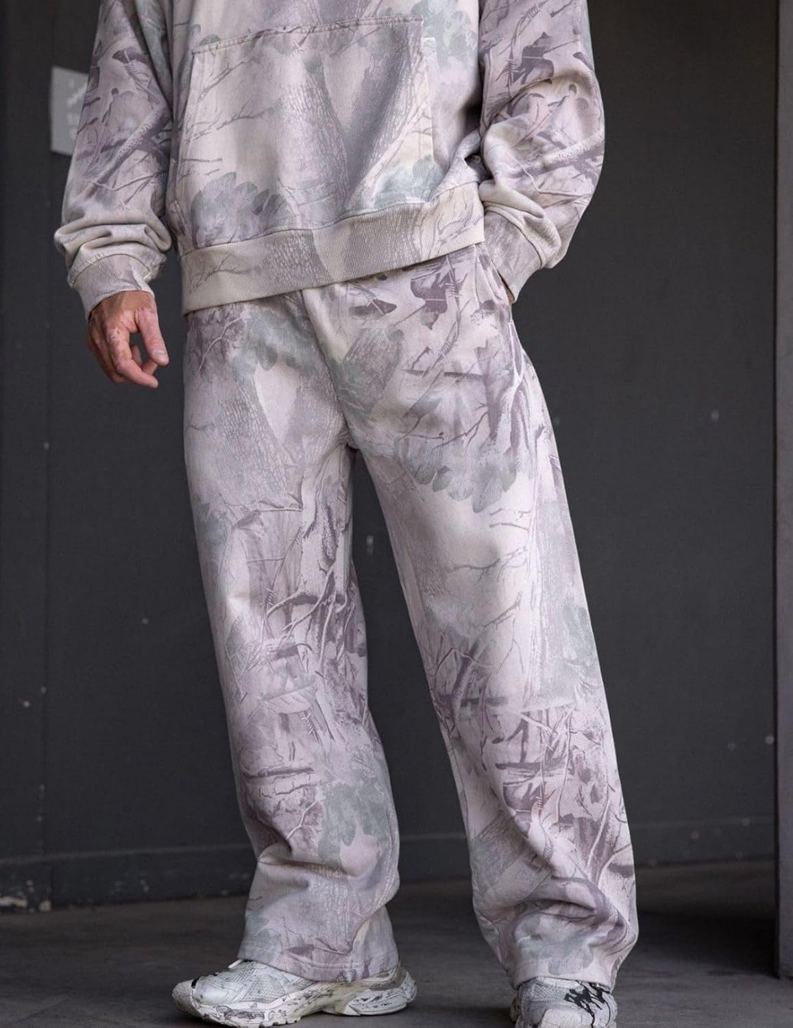 Mens Baggy Camo Pants Camouflage Sweatpants with Pockets,Camo Cargo Joggers for Gym Workout & Hiking - Image 2