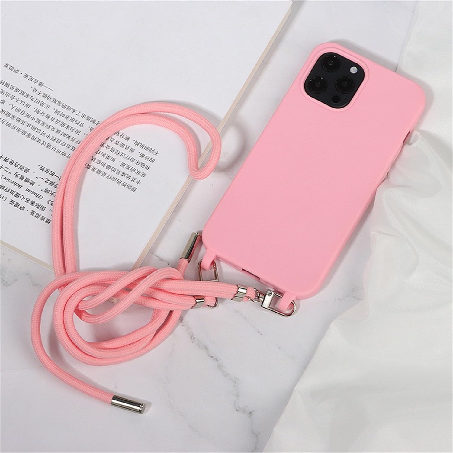 Collana per cellulare compatibile con Apple iPhone 14 Pro Necklace Custodia in nylon tracolla morbido silicone TPU Cover con cordino da appendere custodia protettiva con elegante nastro (ago di pino