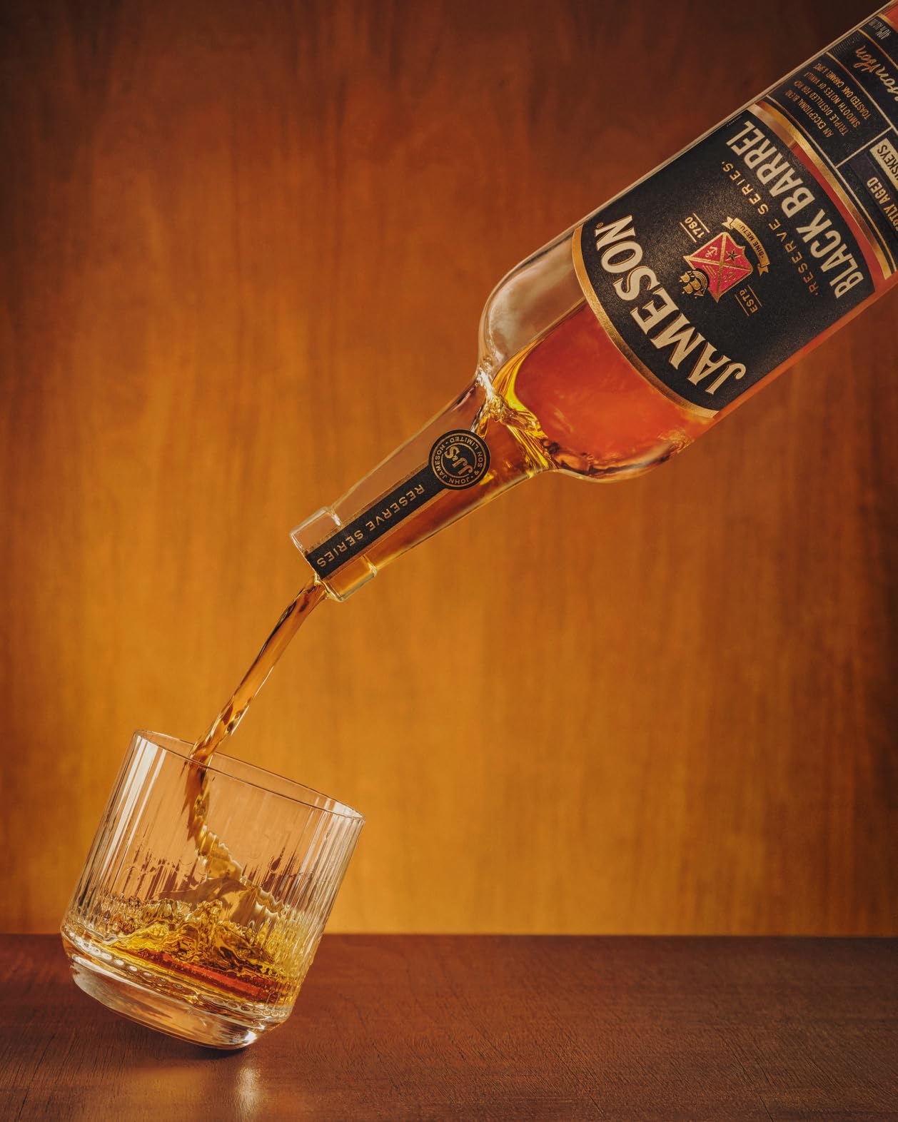 Jameson Black Barrel Whiskey Irlandés - 700 ml