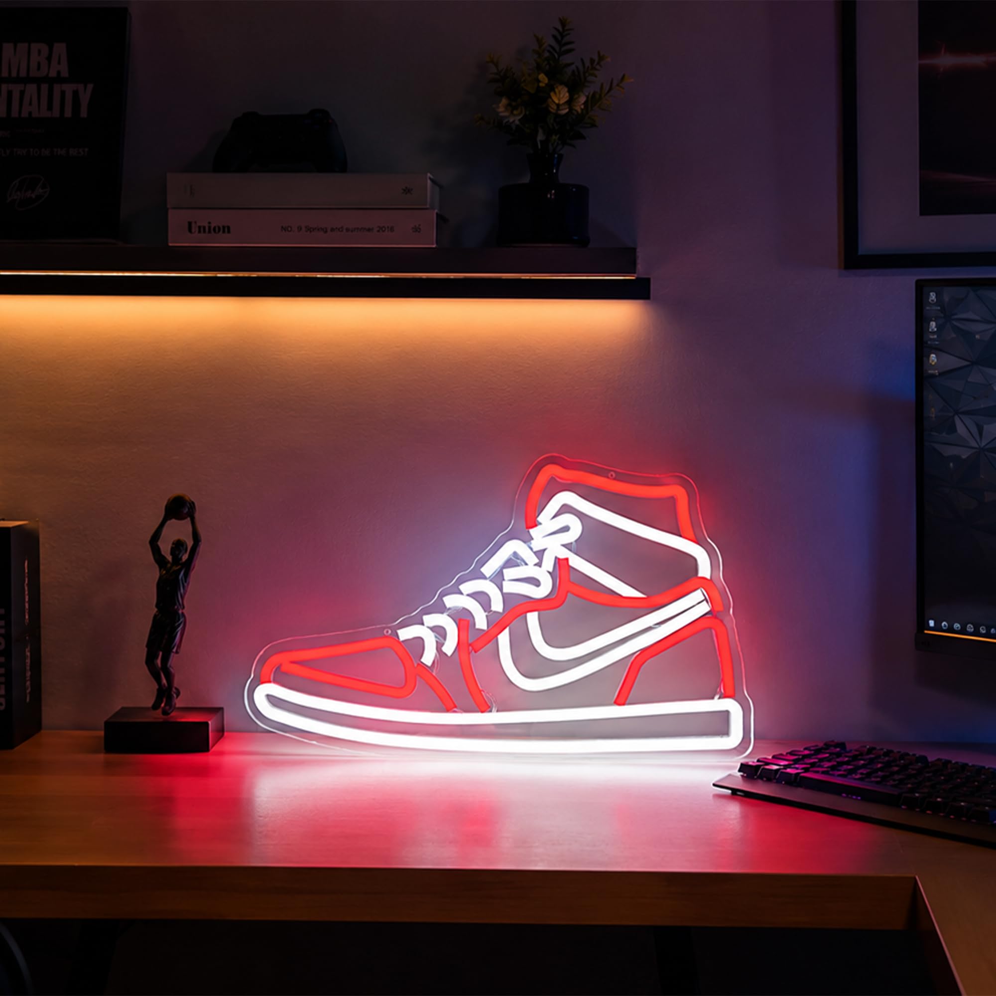 ネオンサイン ライトNEON SIGN 装飾壁 インテリア　スニーカー Amazon.co.jp: JianJung スニーカー ネオンサイン 壁装飾 調光可能 靴
