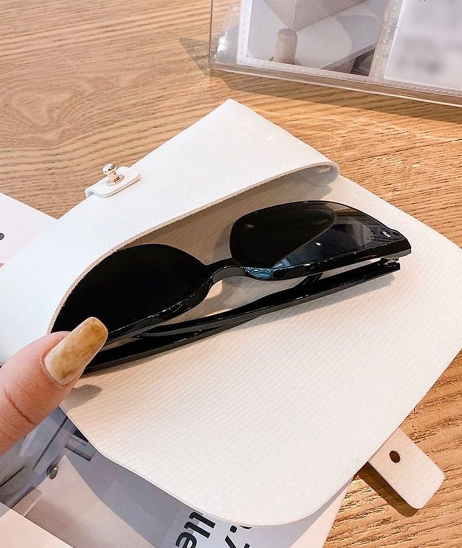 Chuppinz 5 PCS Sunglasses Case, Soft Leather Sunglasses Cover, Sunglass Case, Sunglassess Organizer, Portable Travel Glasses Case, Simple Specs Protective Pouch(Five different colors) - Image 4 thumbnail