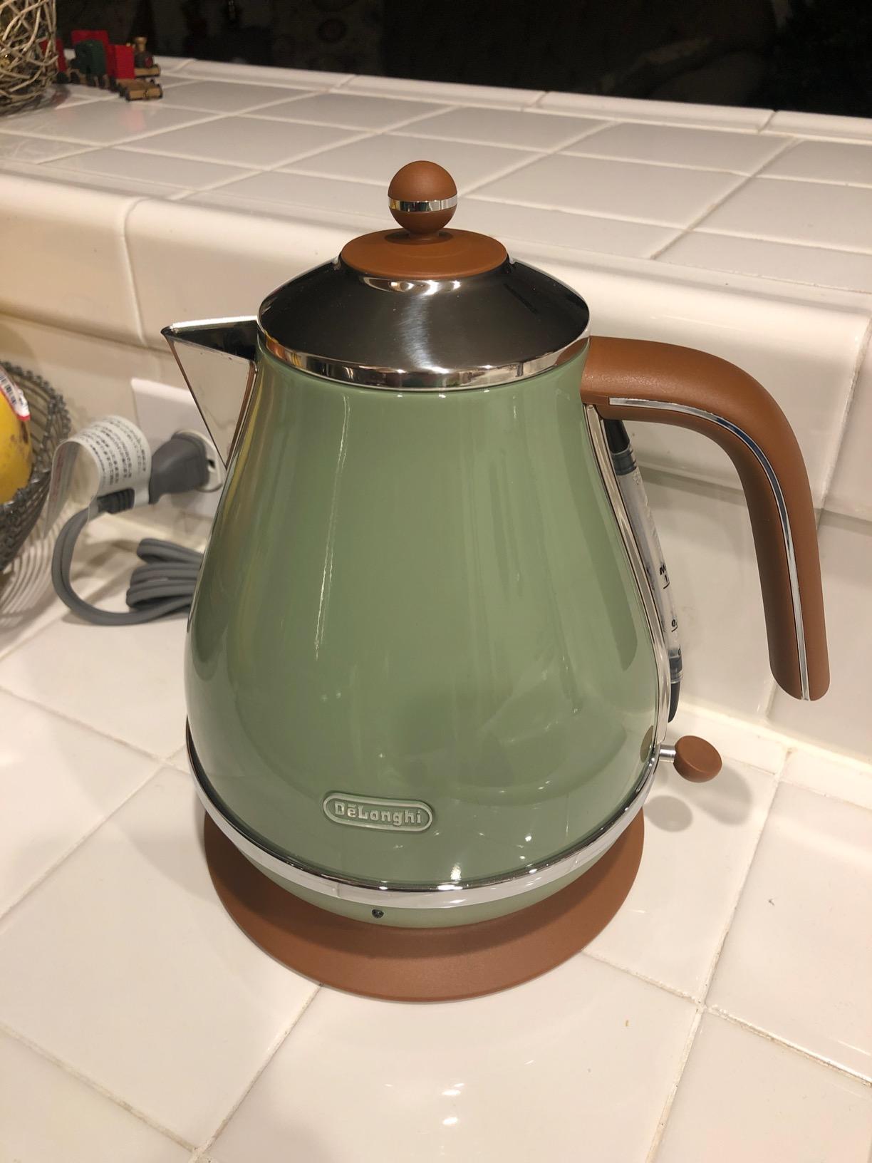 ★らいあん★DeLonghi Icona Cafe Kettle Icona Café Gooseneck Kettle KBOE2030.W | De'Longhi SG