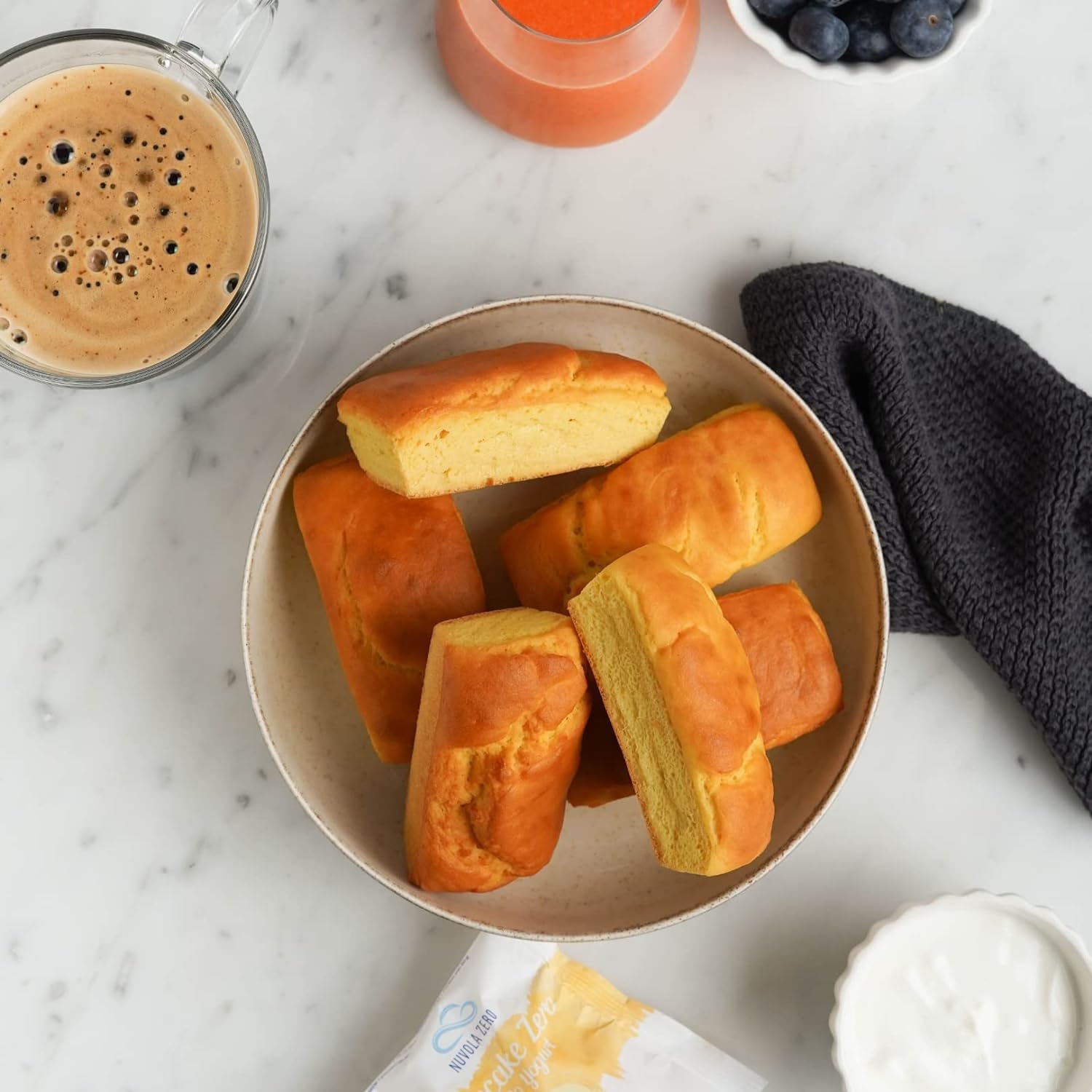 Nuvola Zero - Plumcake allo Yogurt Senza Carboidrati, Merendine Senza Lattosio, Senza Zuccheri, Senza Glutine, Ricco di Fibre, Confezione 12pz, Made in Italy