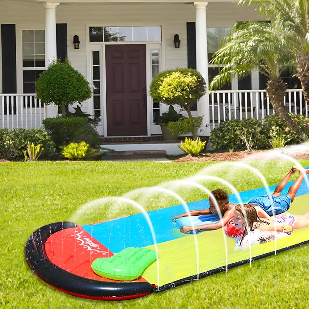 240x55in Toboggan Aquatique, Toboggan d'eau avec 2 Bodyboards, Oboggan d'eau Robuste pour Pelouse avec Arroseur Intégré, Jouets d'été pour Adultes et Enfants