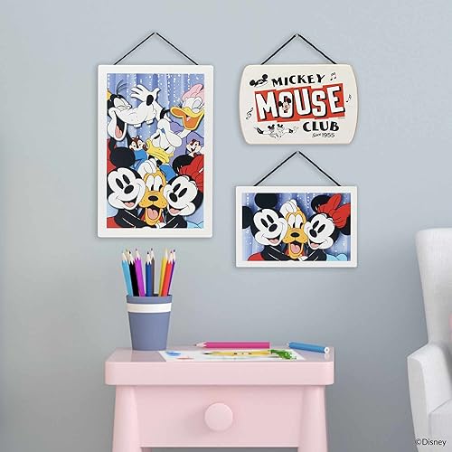 Miniatura 5 de Open Road Brands Decoración de pared de madera colgante de cabina de fotos de Disney  Bonito cartel de Disney con Mickey Mouse Minnie Mouse y Pluto
