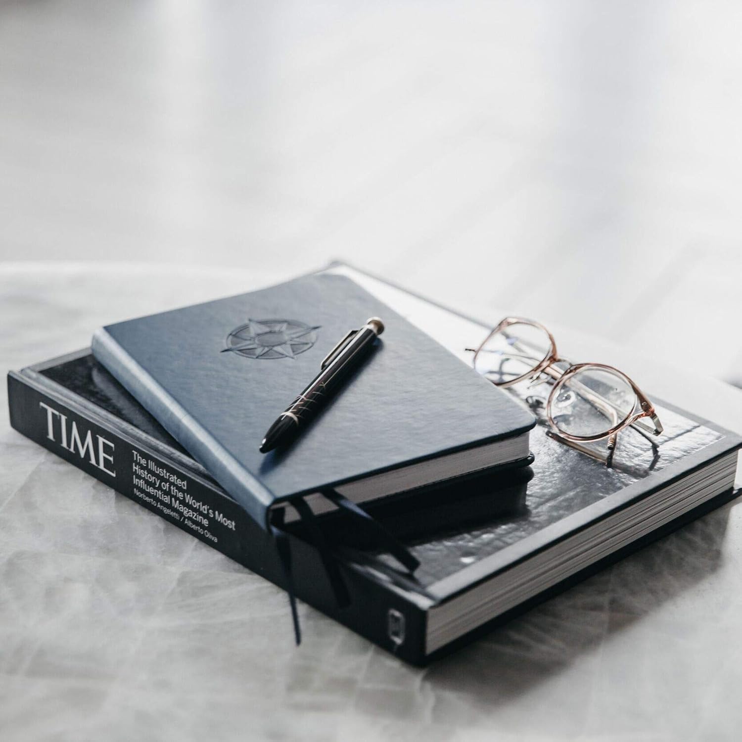 Smart Planner Pro – Daily Planner – Tested & Proven to Achieve Goals & Increase Productivity, Time Management & Happiness with Weekly, Monthly, Gratitude Sections, Back Pocket, Undated Version, A5 (Black) : Office Products