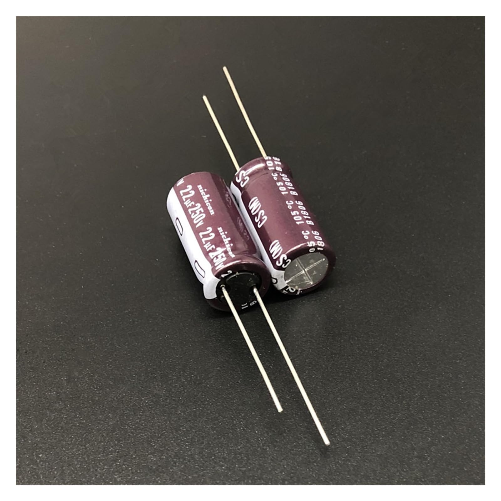 Condensateur électrolytique 22uF 250V pour réparer les pannes d'alimentation