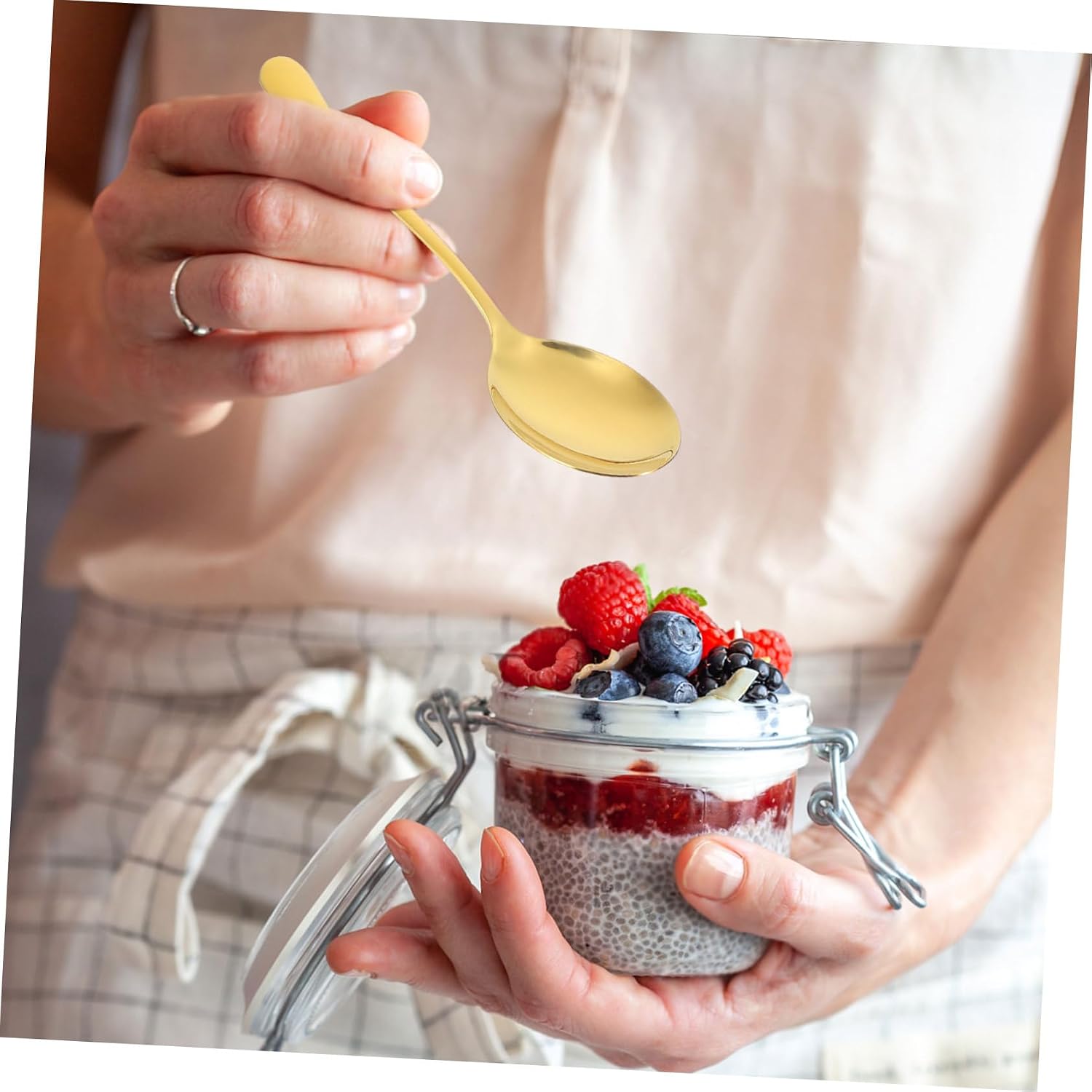 OUNONA Stainless Steel Cake Serving Set Gold Tableware for Weddings Parties and Events Includes Cake Cutter Forks and Spoons and Easy to Clean