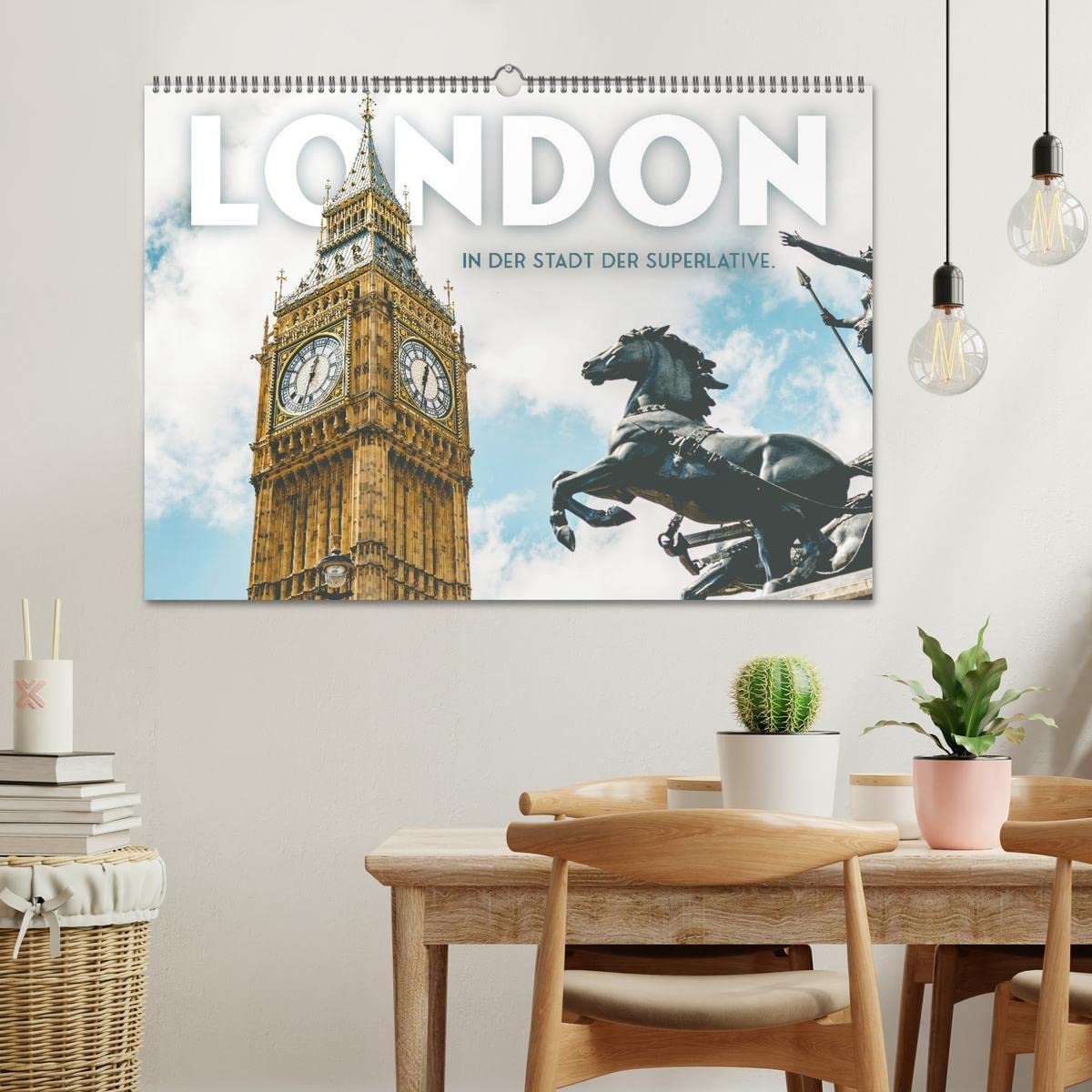 London - In der Stadt der Superlative. (Wandkalender 2026 DIN A2 quer), CALVENDO Monatskalender: Doppeldeckerbusse, Telefonzellen und eine königliche Familie. (CALVENDO Orte)