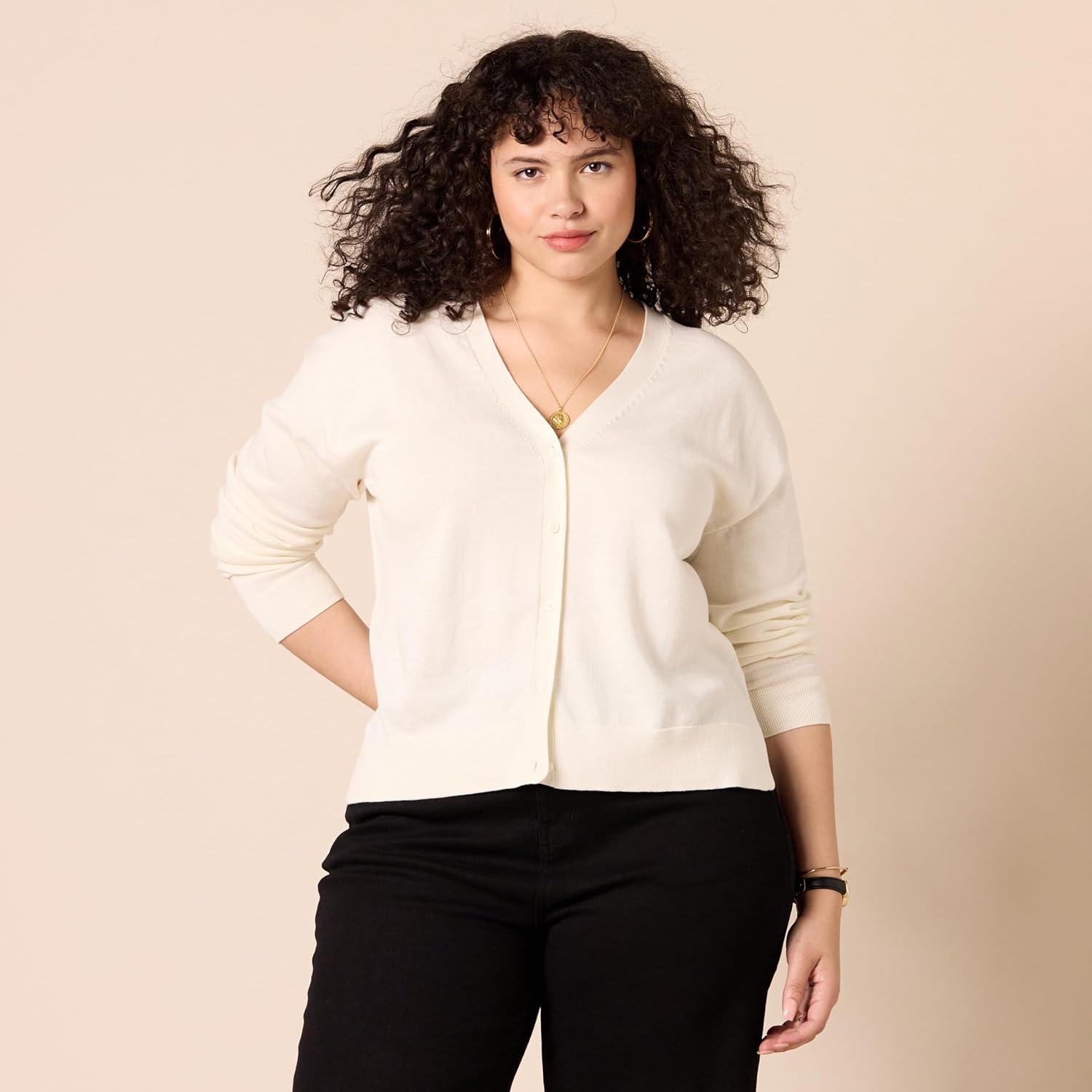 Amazon Essentials Women's V-Neck Lightweight Cropped Relaxed-Fit Cardigan Sweater - Image 6