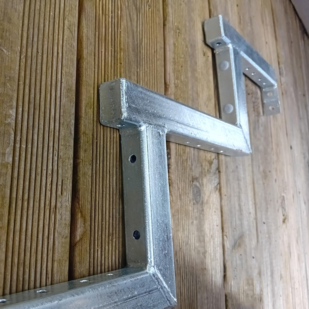 3er Set Stahl Treppenwange 8 Stufen - Option für Setzstufen-Höhe 136cm