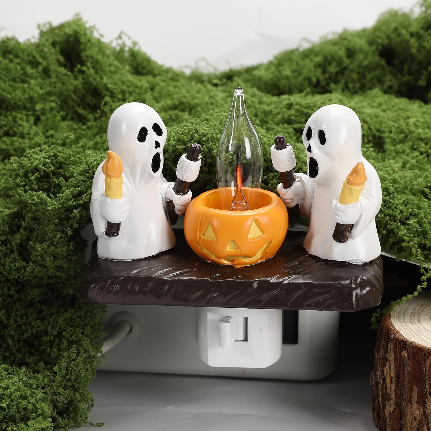 Ghost Campfire Flickering Night Light, Scary Ghost Campfire Nightlight Plug into Wall, 3D Spooky Fire Night Light for Halloween Home Decor (Ghosts with Candle)