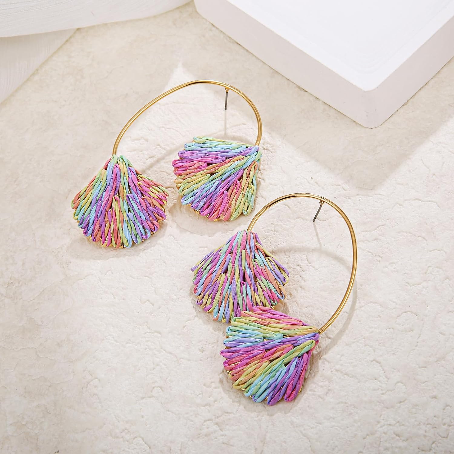 Raffia Shell Earrings for Women, Colorful Dangle Tropical Boho Beach Earrings, Lightweight Straw Handmade Jewelry for Vacation - Image 5