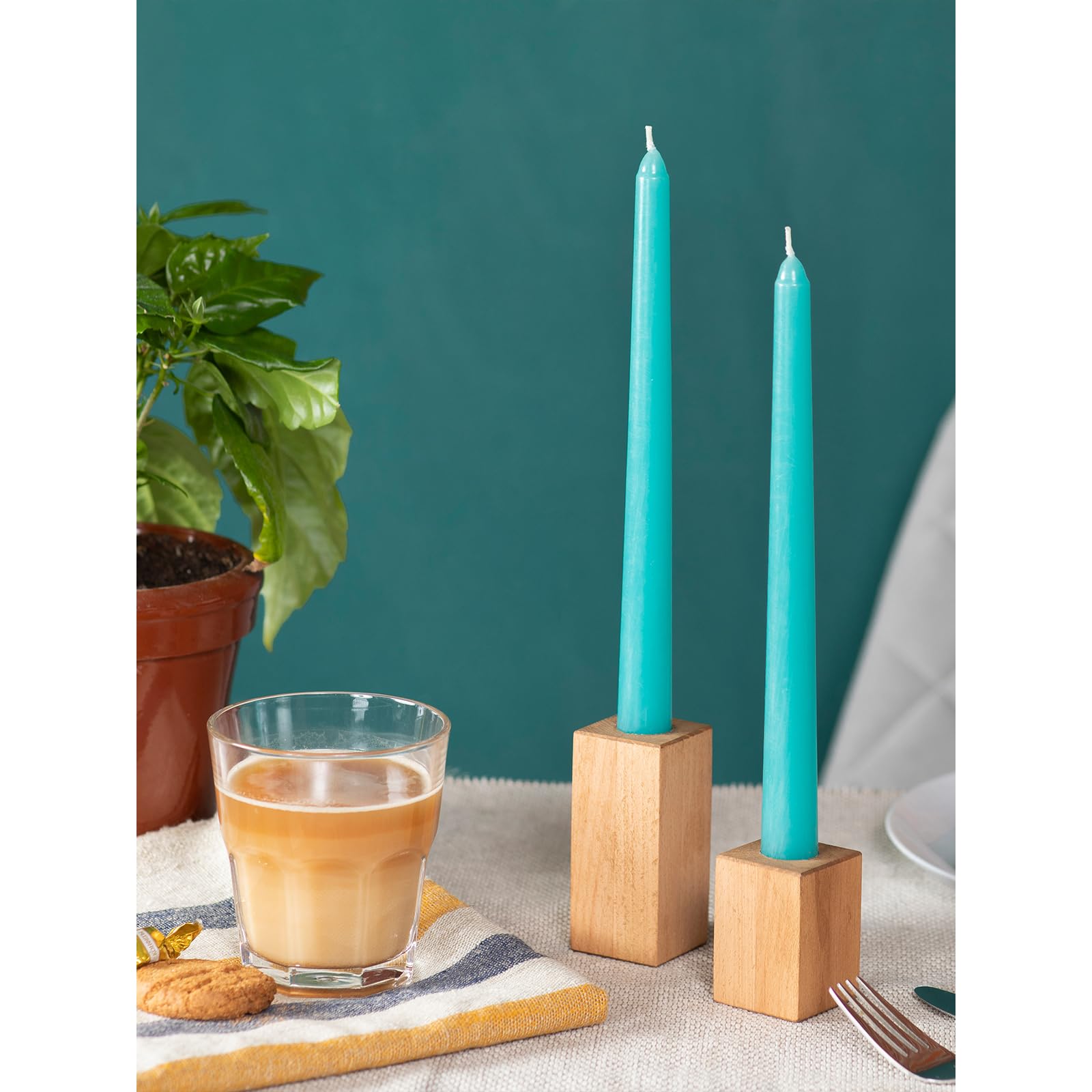 Candwax - Set di 12 candele coniche da 20,3 cm, candele da cena, senza goccia, alte candele a lunga durata, perfette per cene, feste o matrimoni, candele color turchese
