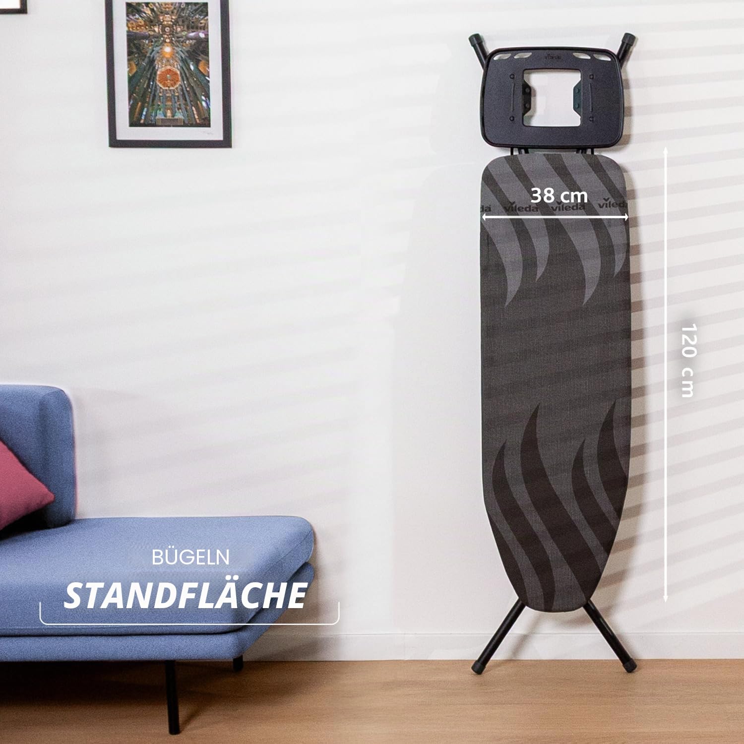 Vileda Bügelbrett TOTAL Reflect Ultimate |extra schnelles Bügeln|extra robust| breite Bügelfläche| höhenverstellbar| XXL‑Ablage| leicht zusammenklappbar| einfache Aufbewahrung| Comfort-Pack