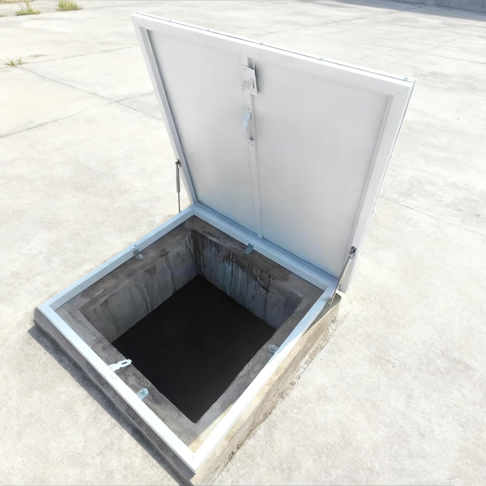 Klerdh W X H Metal Attic Hatch Cover, Outdoor Skylight Lid For Maintenance Access(85X85cm/33.5X33.5in)