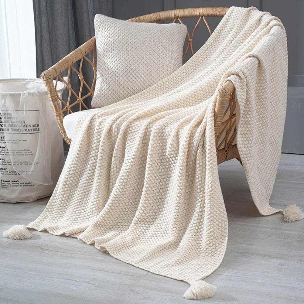 Aputue Knitted Throw Blankets, Lightweight Soft Throw Blanket with Tassels Suitable, Woven Throw Blanket for Couch for Bed, Sofa, Travel All Seasons for Women, Men and Kids (110x150CM, Off White)