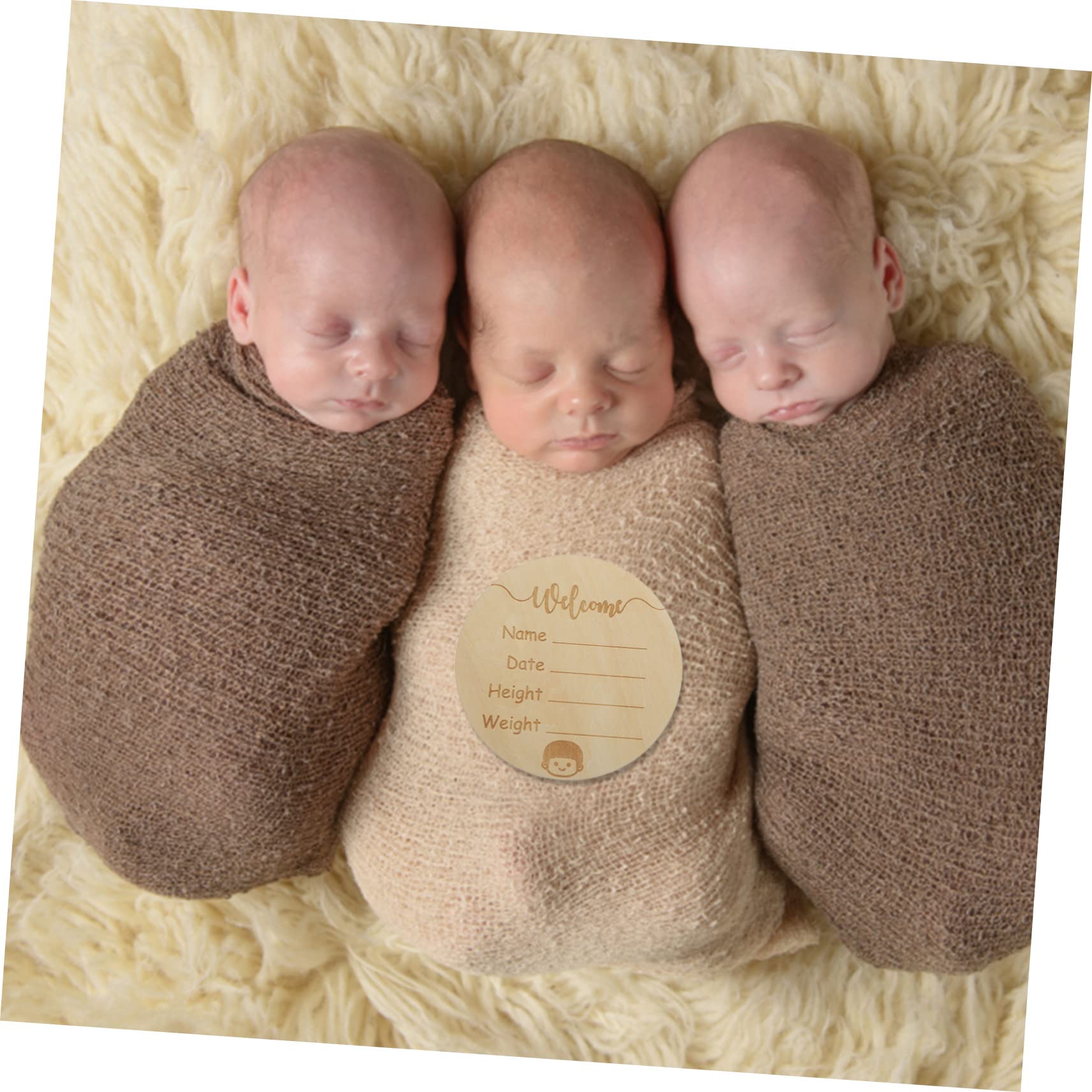 LIOOBO Newborn Announcement Sign Round Wooden Name Sign Decorative Board for Nursery Handmade Birth Announcement Sign for Boys