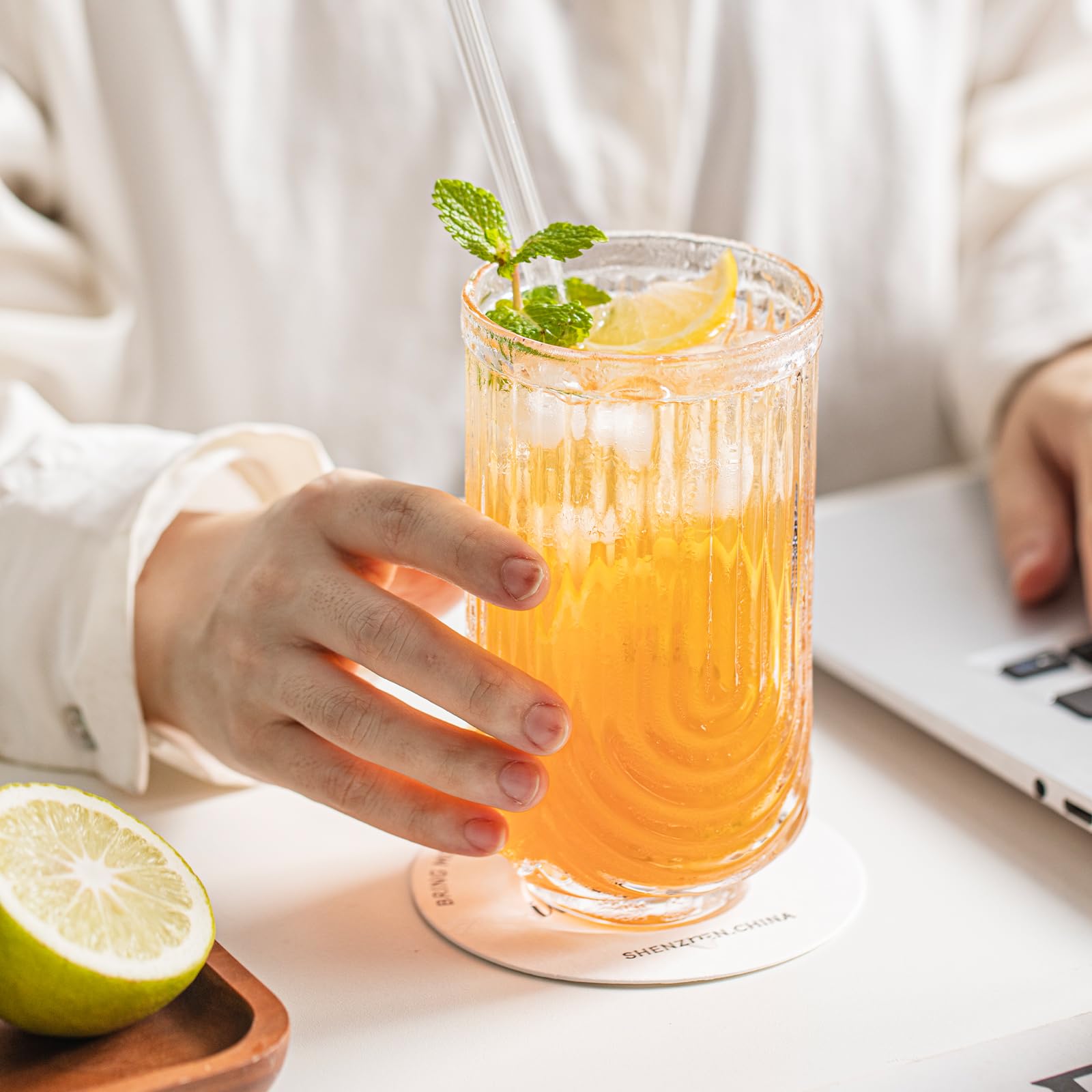 INSETLAN Zestaw 4 szklanek w stylu vintage, łuk, modne szkło typu highball, klasyczne przezroczyste szklanki koktajlowe, do baru, napojów, lodu, kawy, soku, wody, 4 szt., L