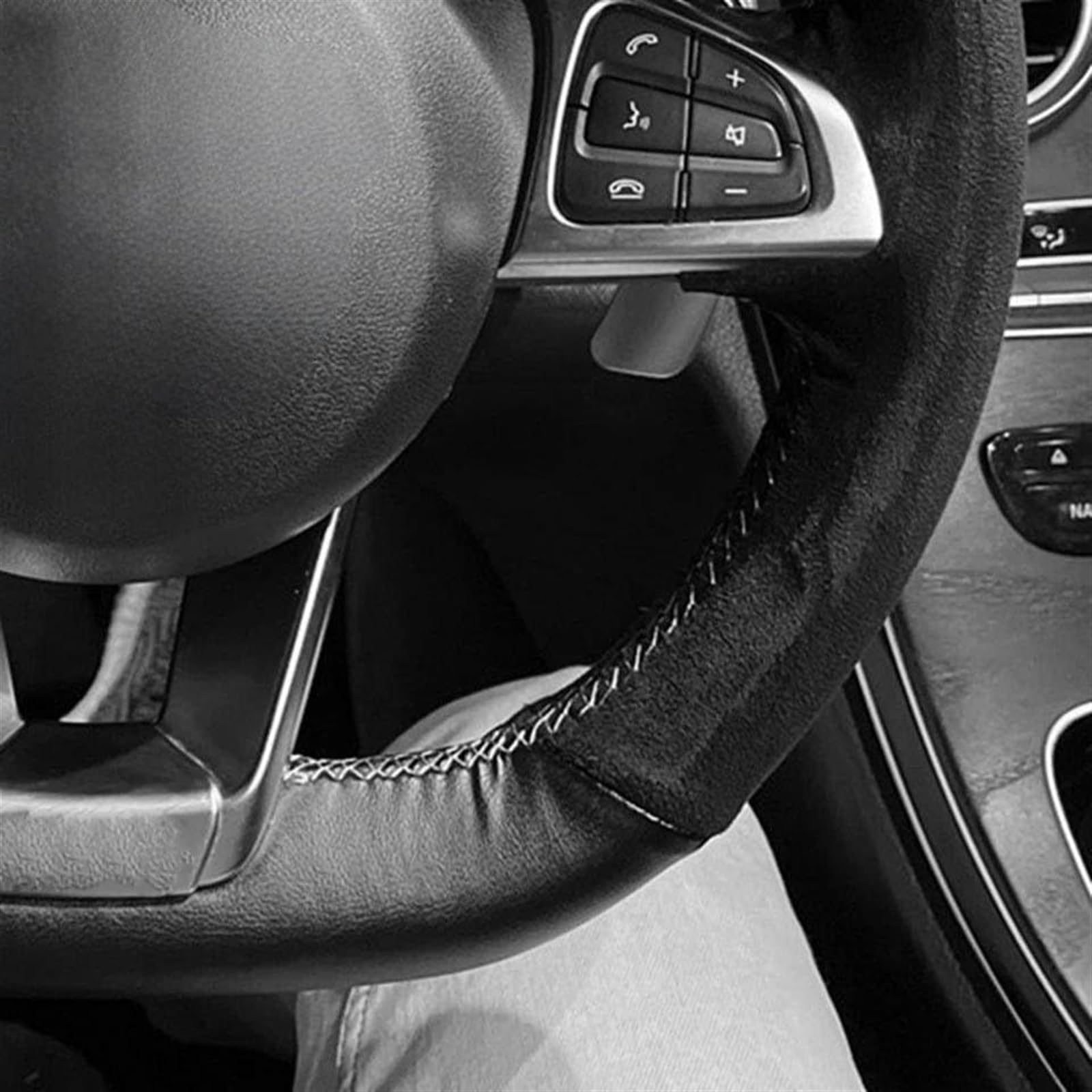 Pokrowiec na kierownicę samochodu, dla mercedes-benz, dla klasy S S500 klasy A, dla AMG A45 antypoślizgowa kierownica ze skóry zamszowej Osłona kierownicy(BLACK Light Blue Thread)
